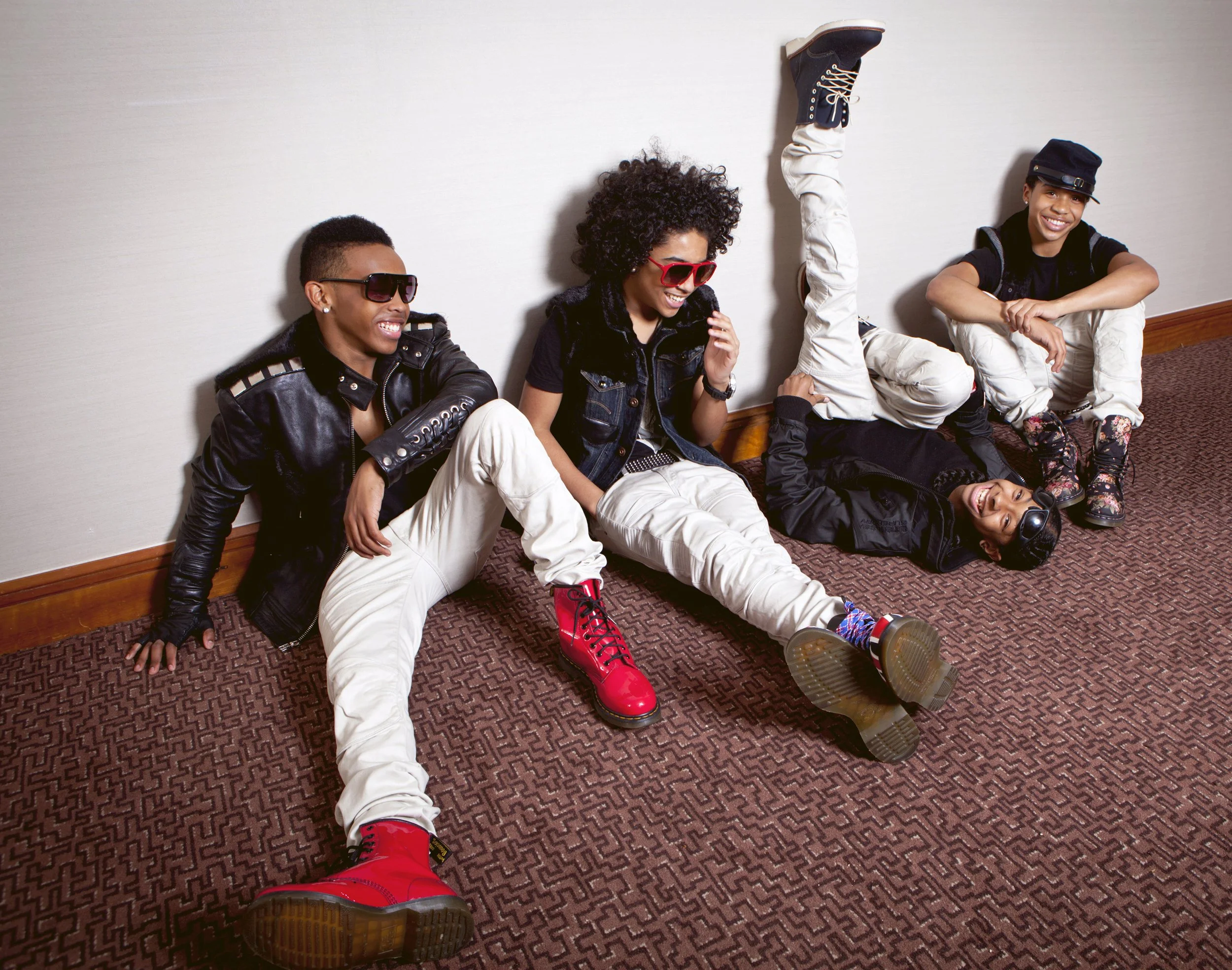 ALT_3_JAN8_PORTRAIT FOLIO_pages_39-2 copy.jpg