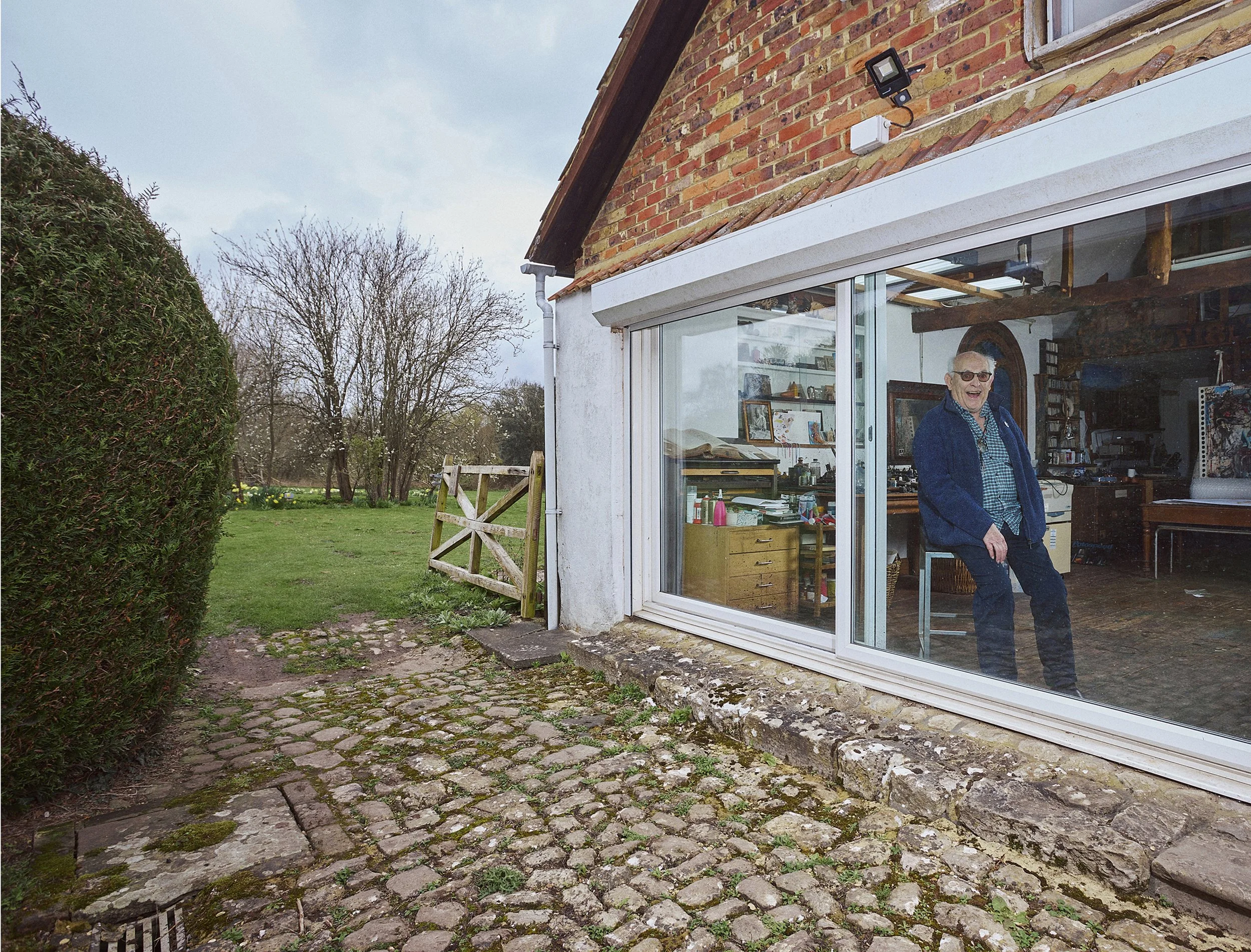 ALT_3_JAN8_PORTRAIT FOLIO_pages_3-2 copy.jpg