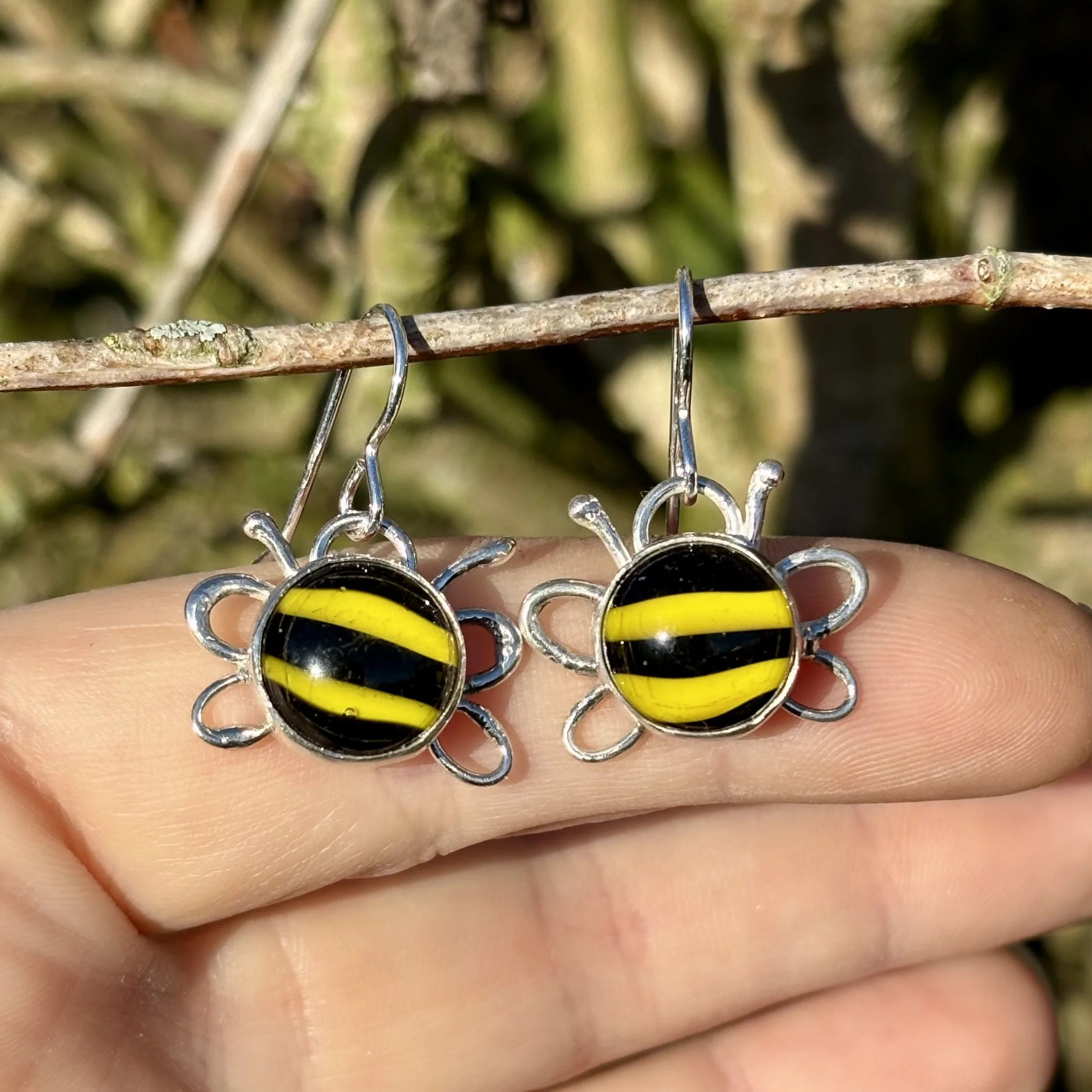 🐝 "Honey and Humbug" Sterling Silver Bumble Bee Earring