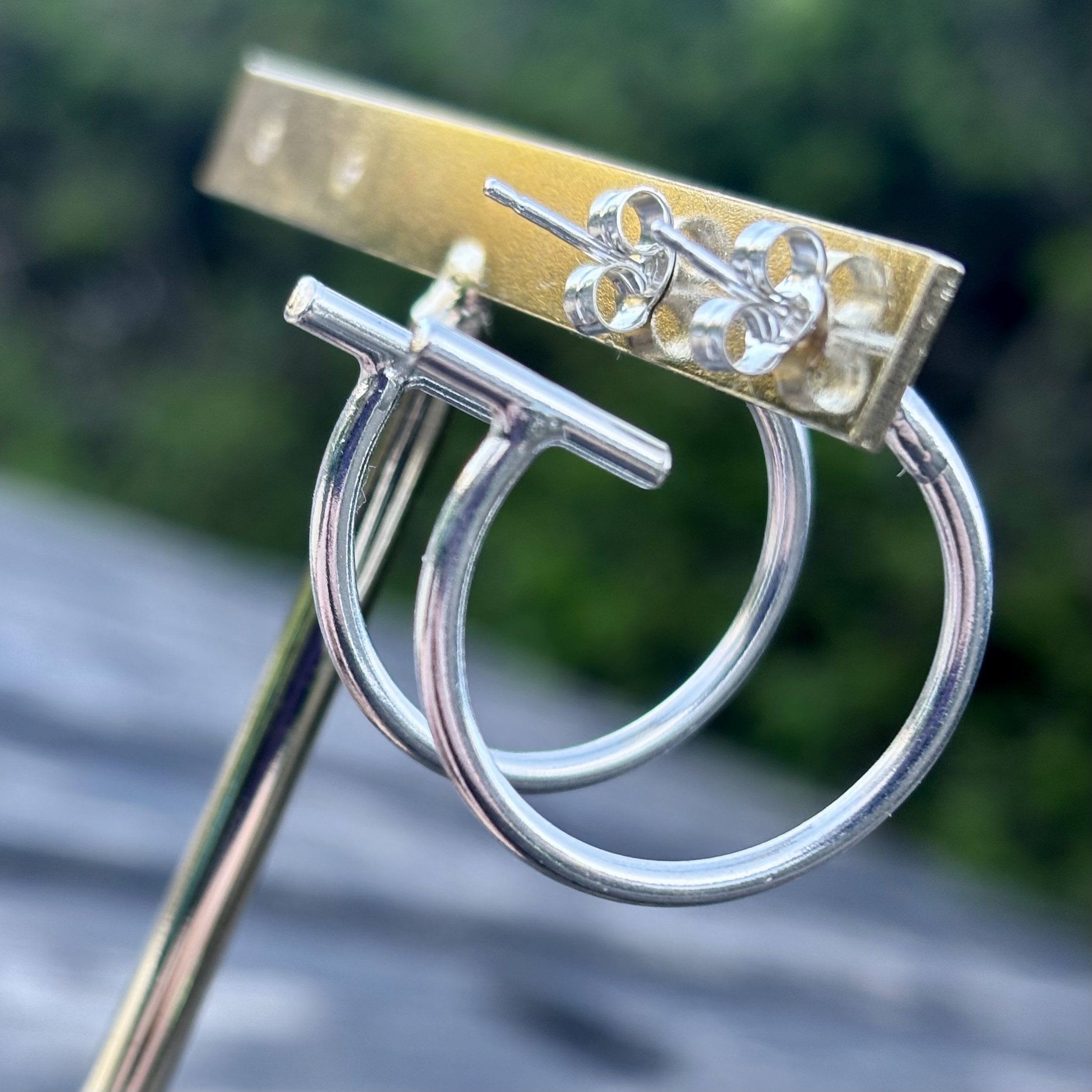Silver G-Shaped Hoop (2mm medium)