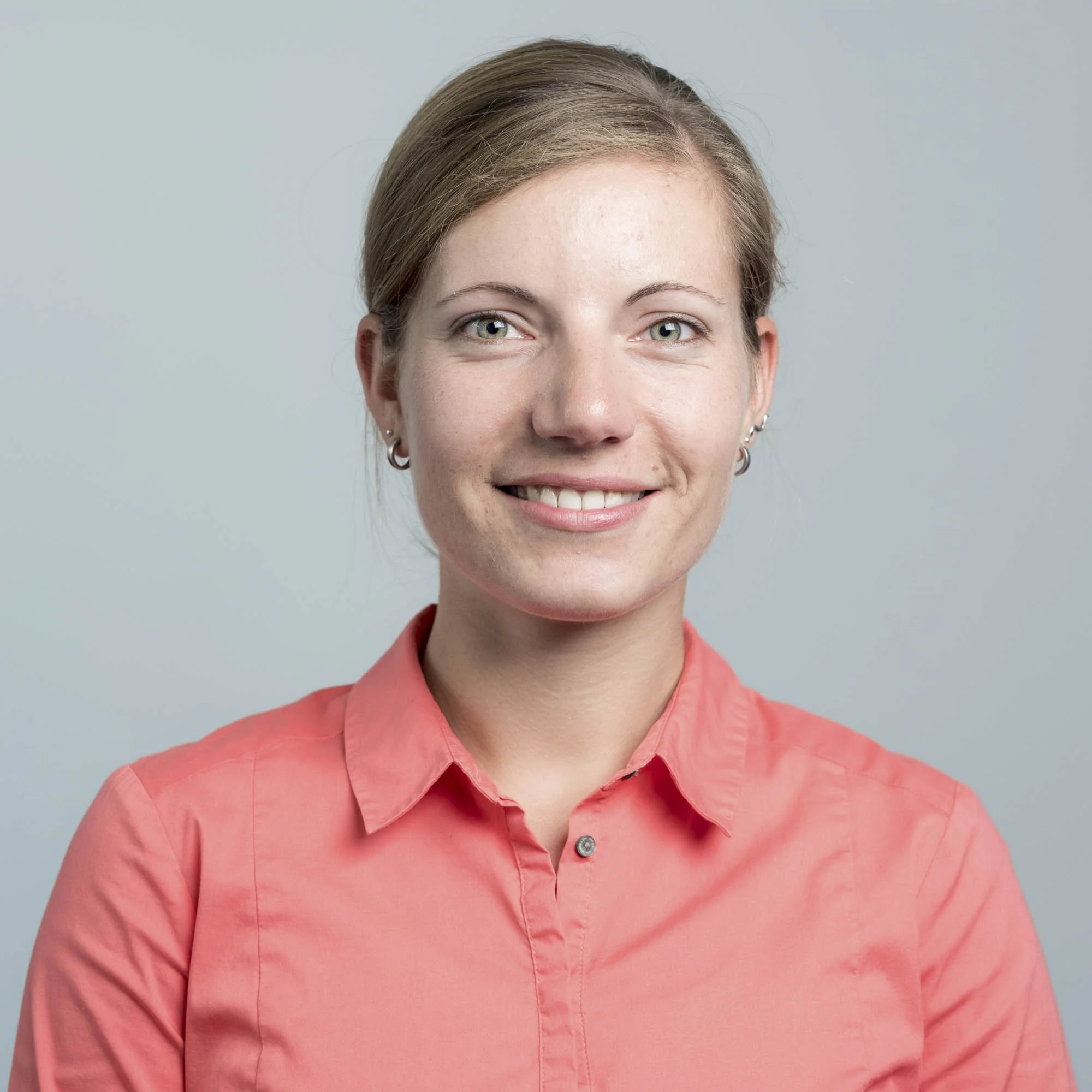 CM-Passbild-Veronika-Abraham-001.jpg