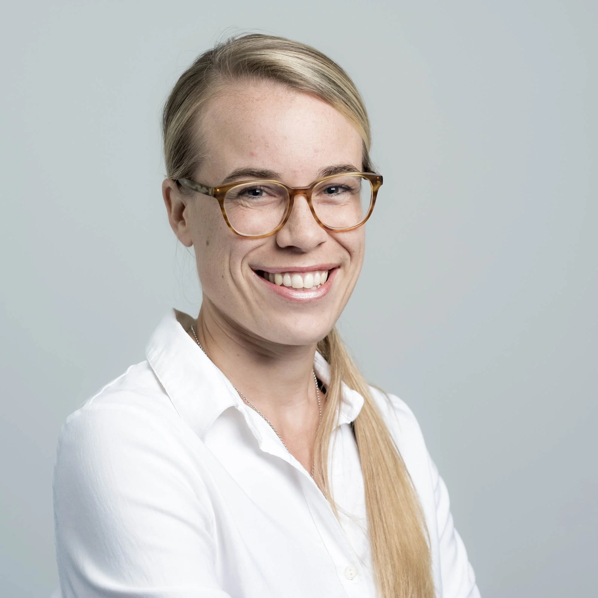 CM-Passbild-Kristrina-Heinrich-007.jpg