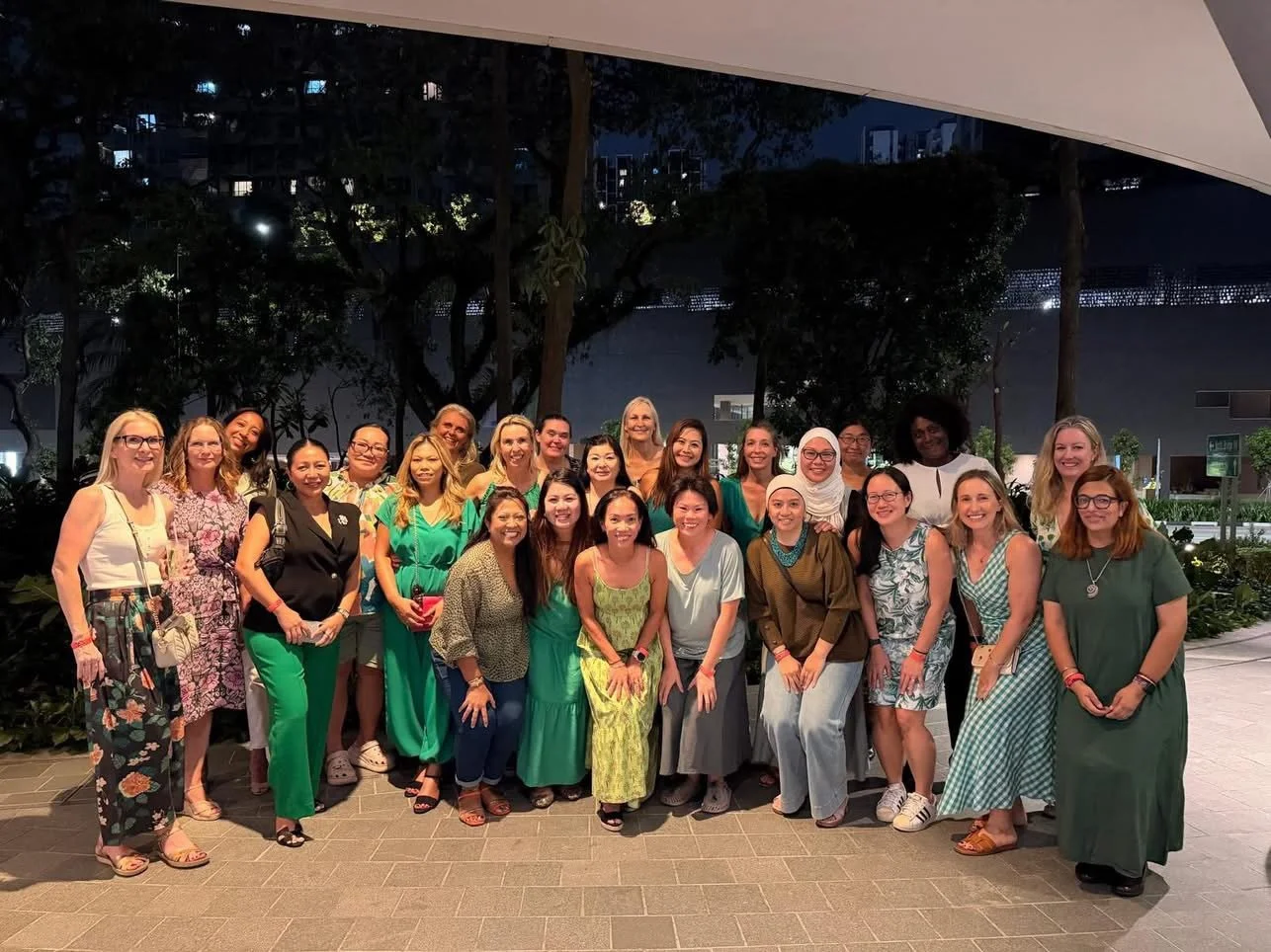 Dragons Rugby mums &mdash; we made it to the end of the season! 🐉💛
Club Awards Day today!

@dragonsrugbyclub