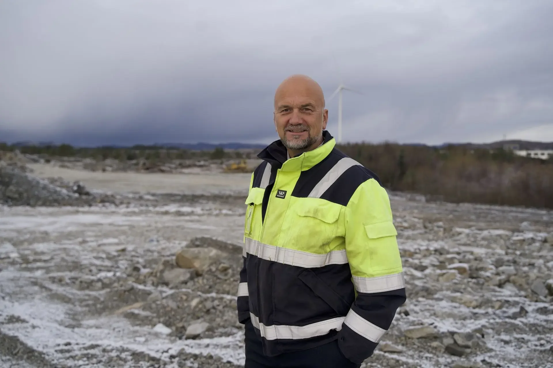 Bengt Haugland på en industritomt