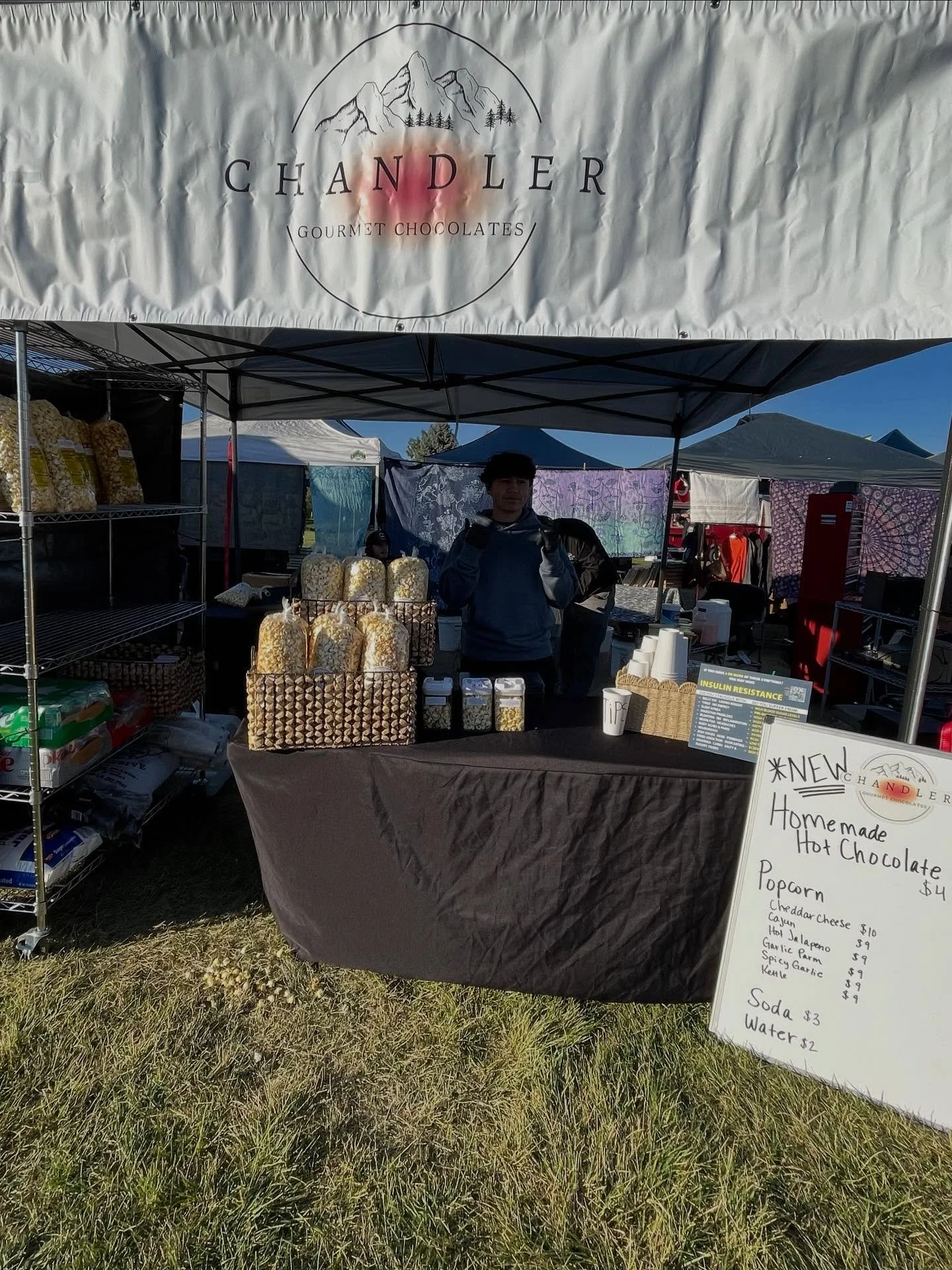 Today Malakai is helping work the booth!  We are at the Vintage Garage Sale at the Fair Grounds. Come say Hi!!! 

#kettlecorn #popcorn #vintage #garagesale #smallbusinessbend #fypage