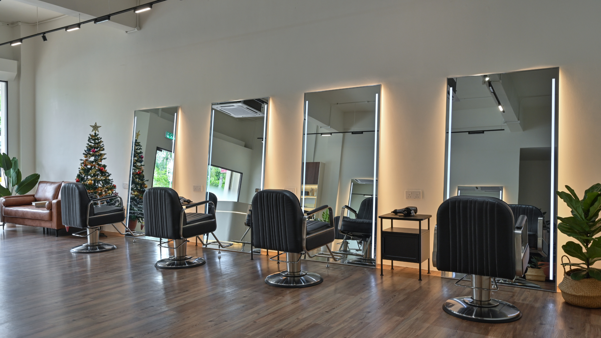 Hedera Hair Spa Salon, Uptown Avenue