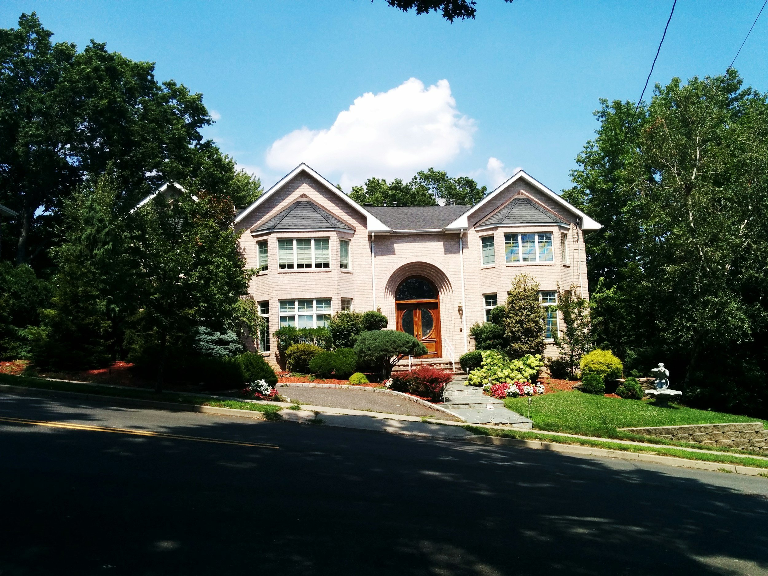 Why Hiring a Professional Moving Service is Crucial for Your Next Move