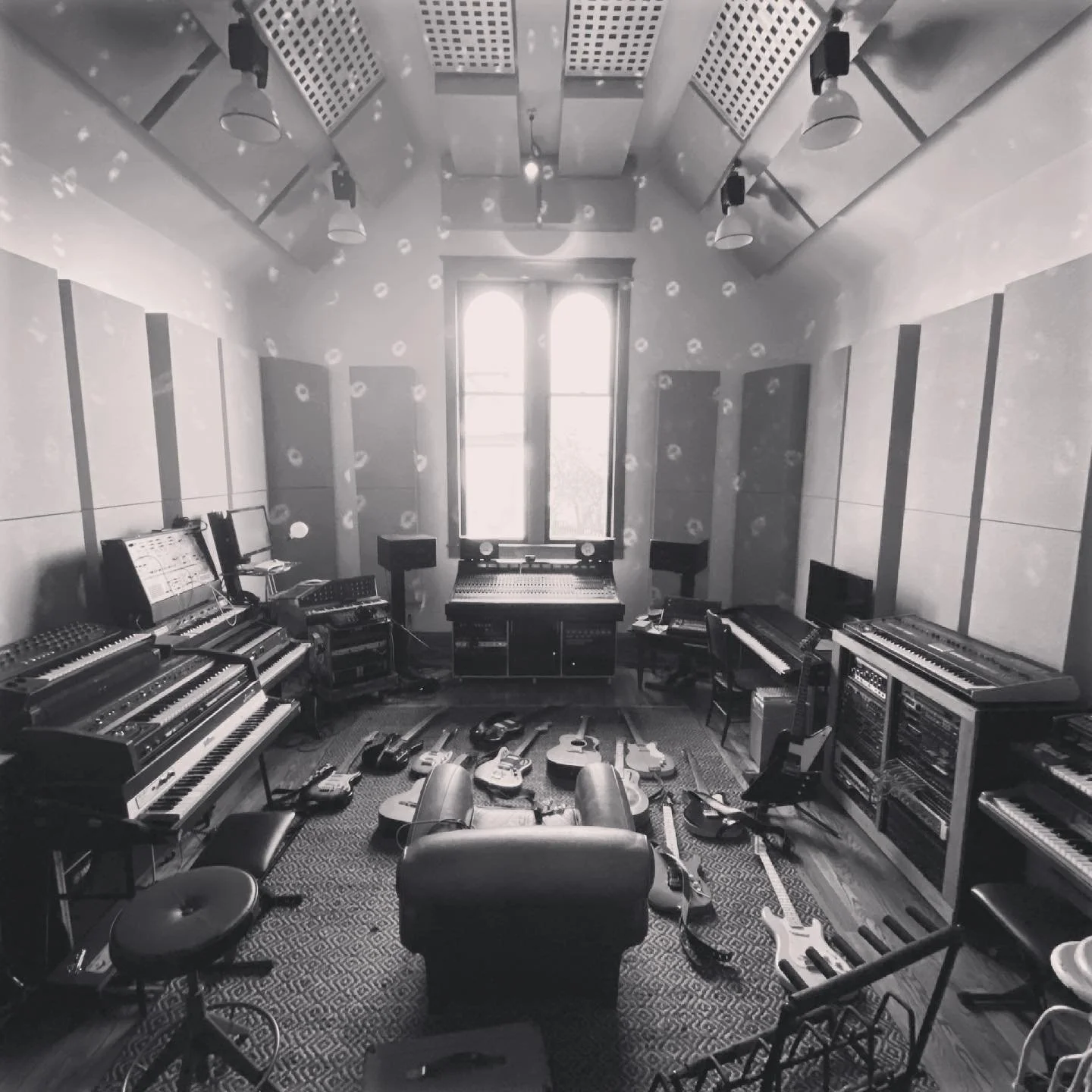 Great to work with @kraussviktor on this recent studio project. We were brought in just in time for isolation system and acoustic treatment design, just as the architect was finishing the design of the structure. The result is a peacefully quite and 