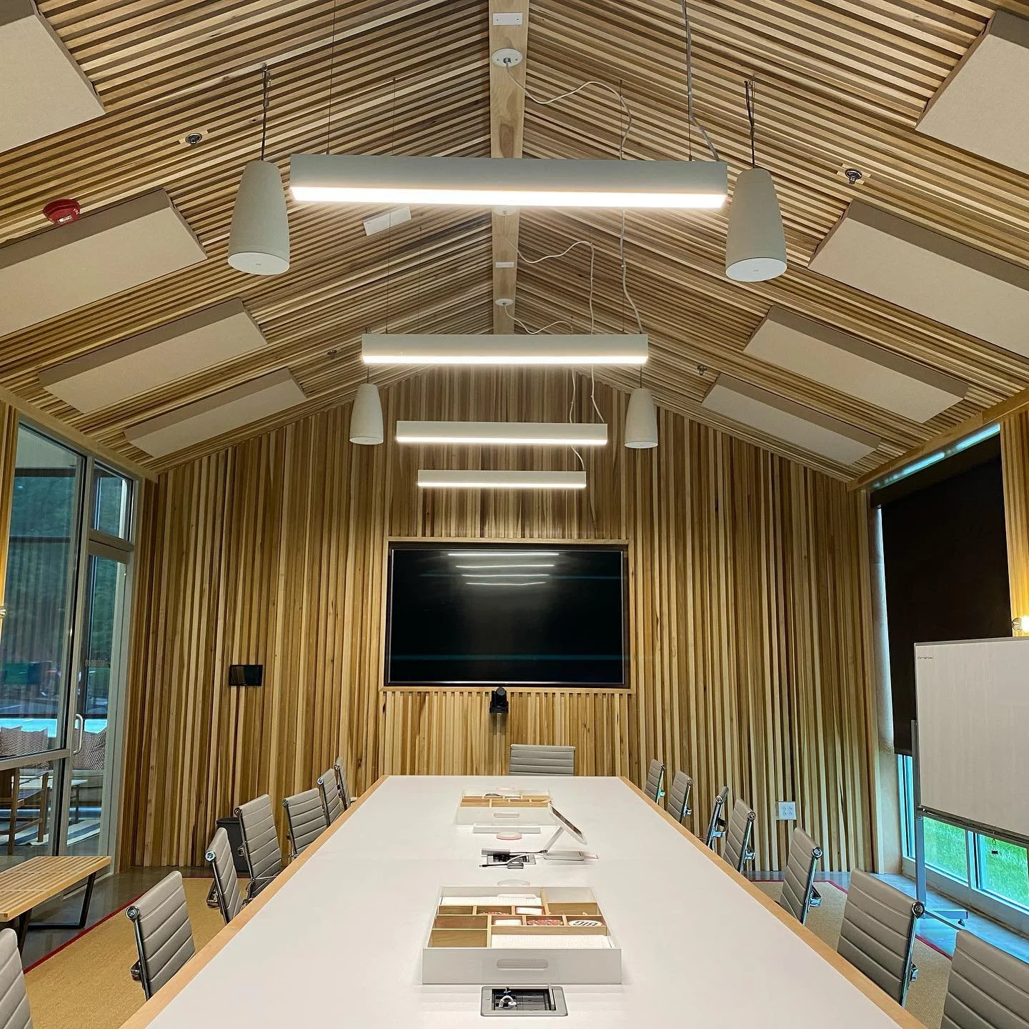 Quick acoustic treatment order and install today for @builttechnologies. With clarity issues during video conferencing, we installed 12 of our broadband acoustic panels focused on absorbing the mid-range frequencies of the human voice. Clarity is dra