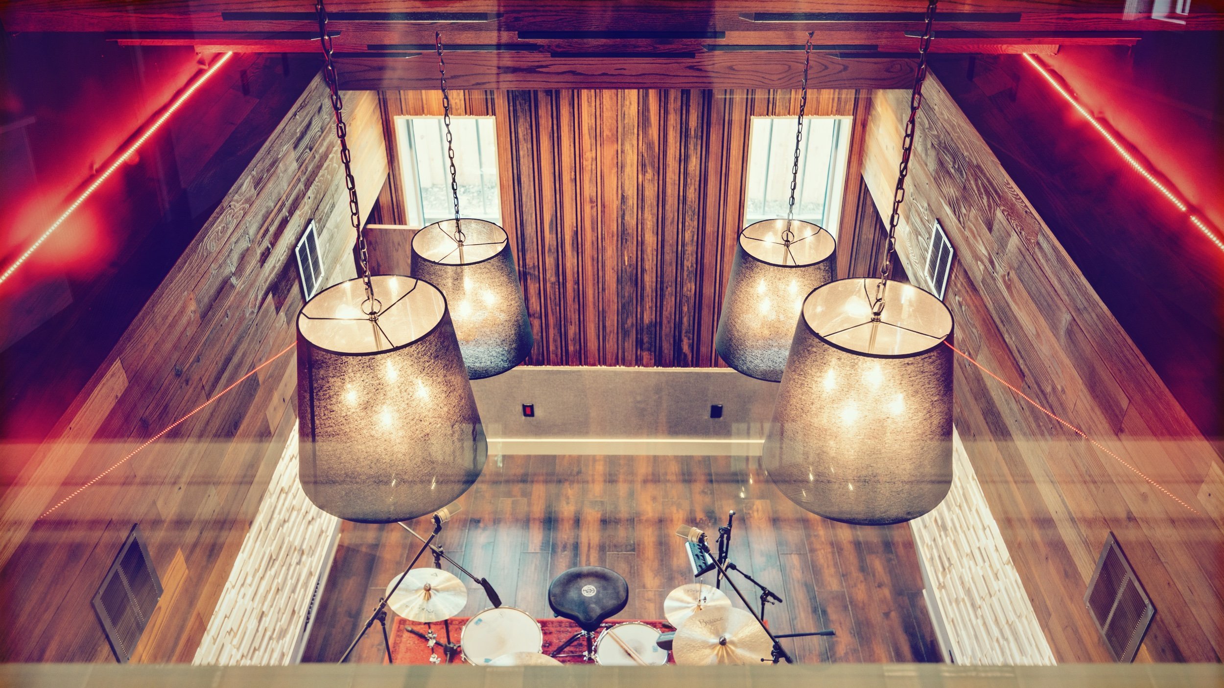 Sainte Studio-40b.jpg