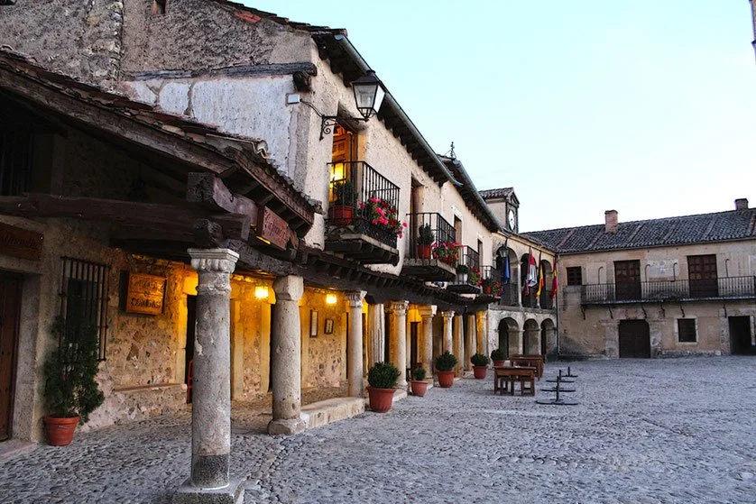 Pedraza-plaza-mayor-imagen-post-blog.jpg