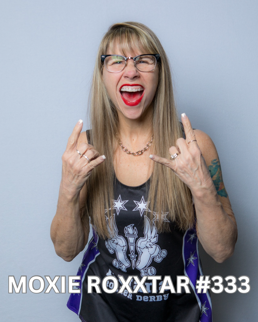 Photo Red Modern Daily Quote Motivational  Instagram Post.png