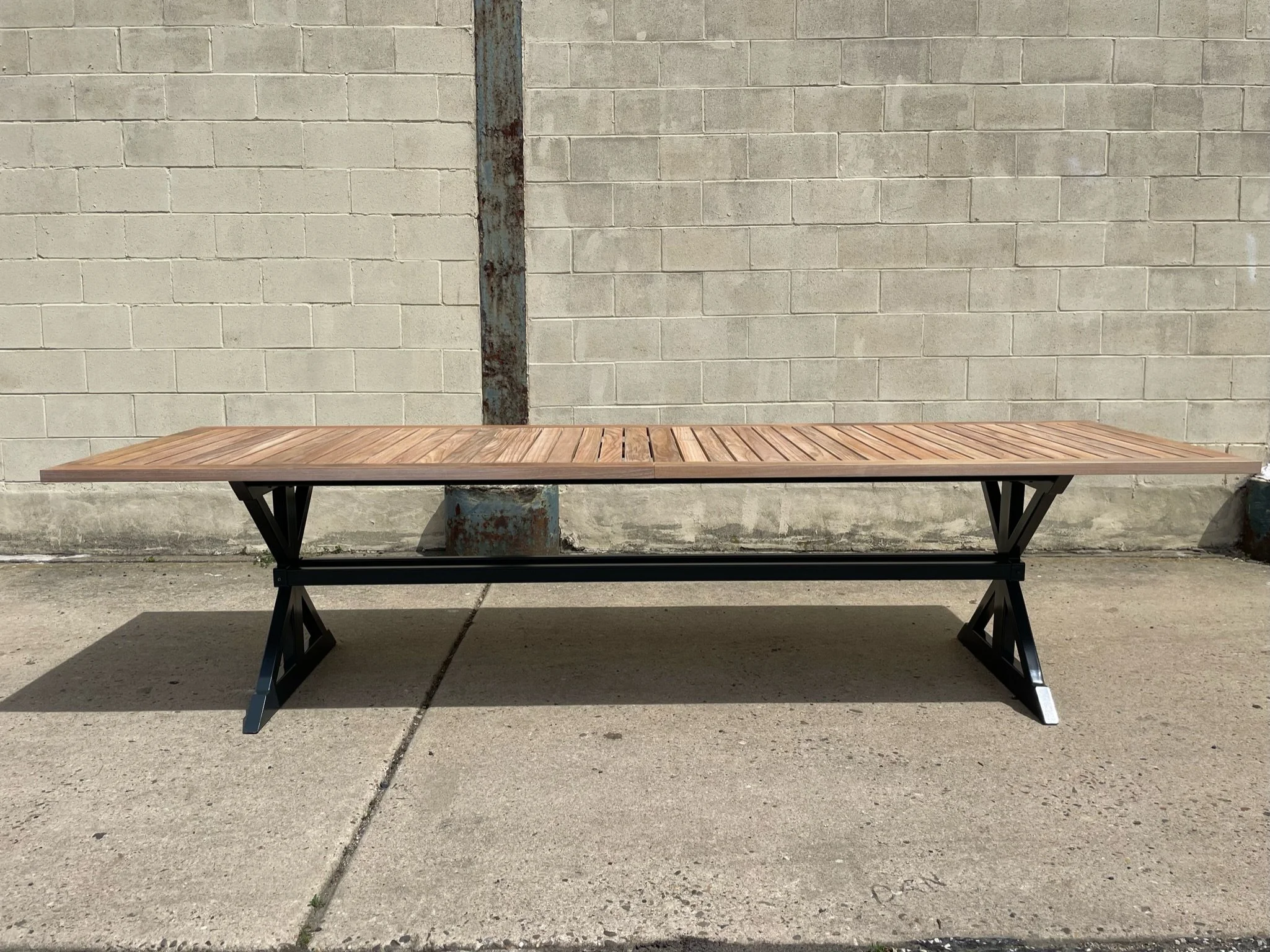 Riverview Teak Table