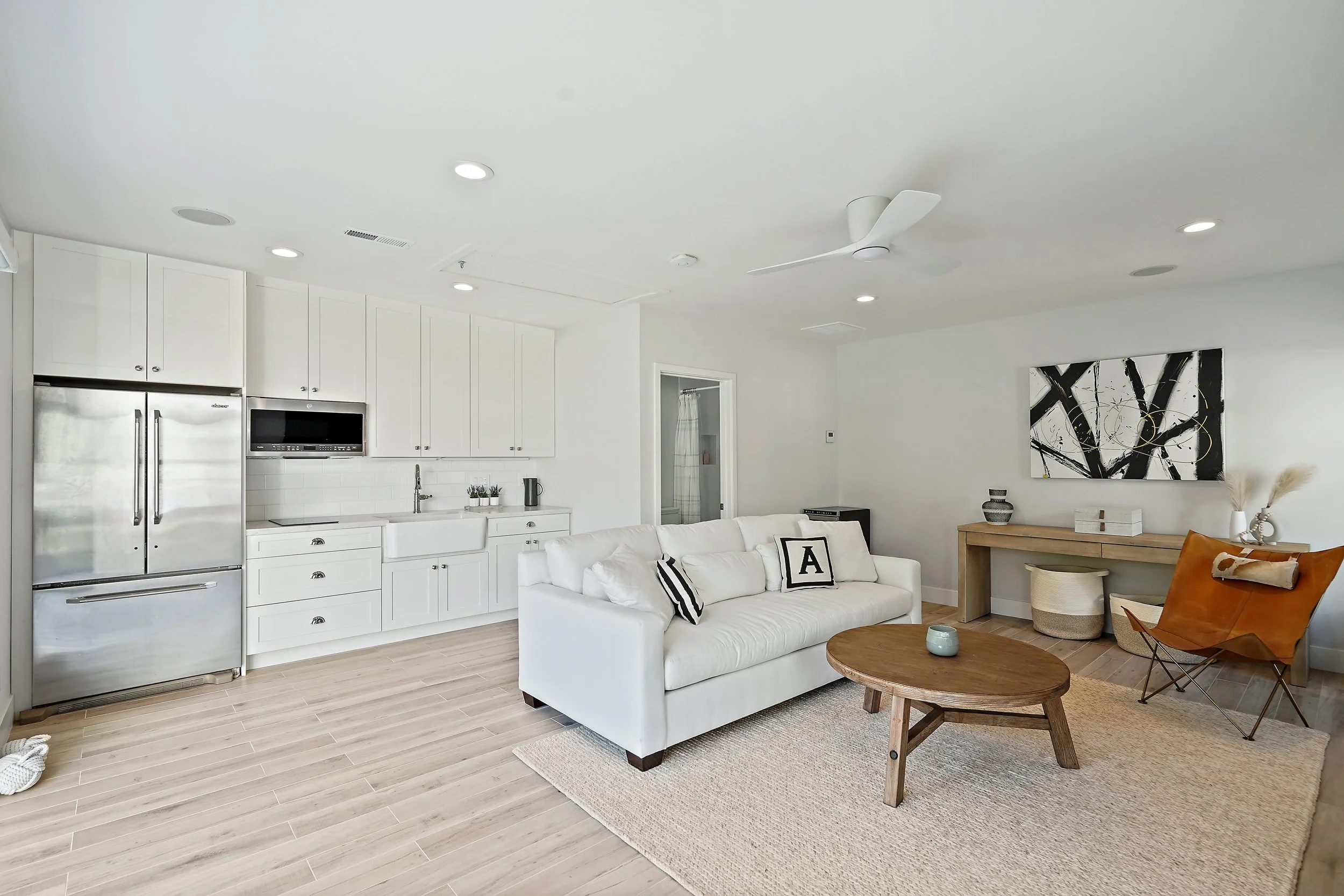 Edited Photo-FullSize-05 tall cabinets.jpg