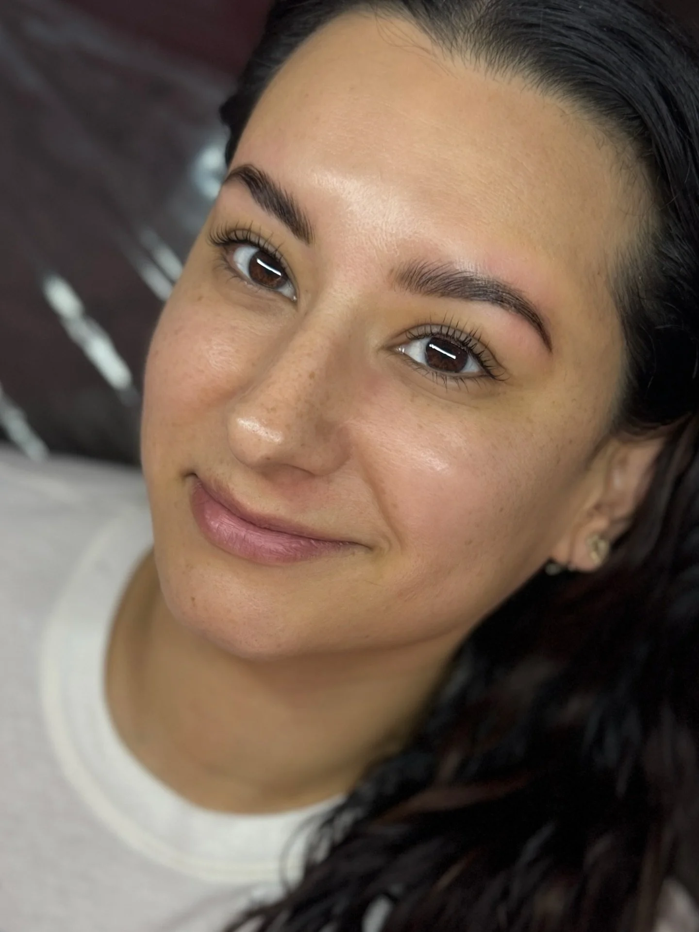 Lash lift + brow lam is the most iconic duo. Perfect for anyone who wants that effortless, all natural beauty look! Very little upkeep, and lasts 6-8 weeks! 😍 #lashlift #browlami #pflugervillelashes #estiwerkshop