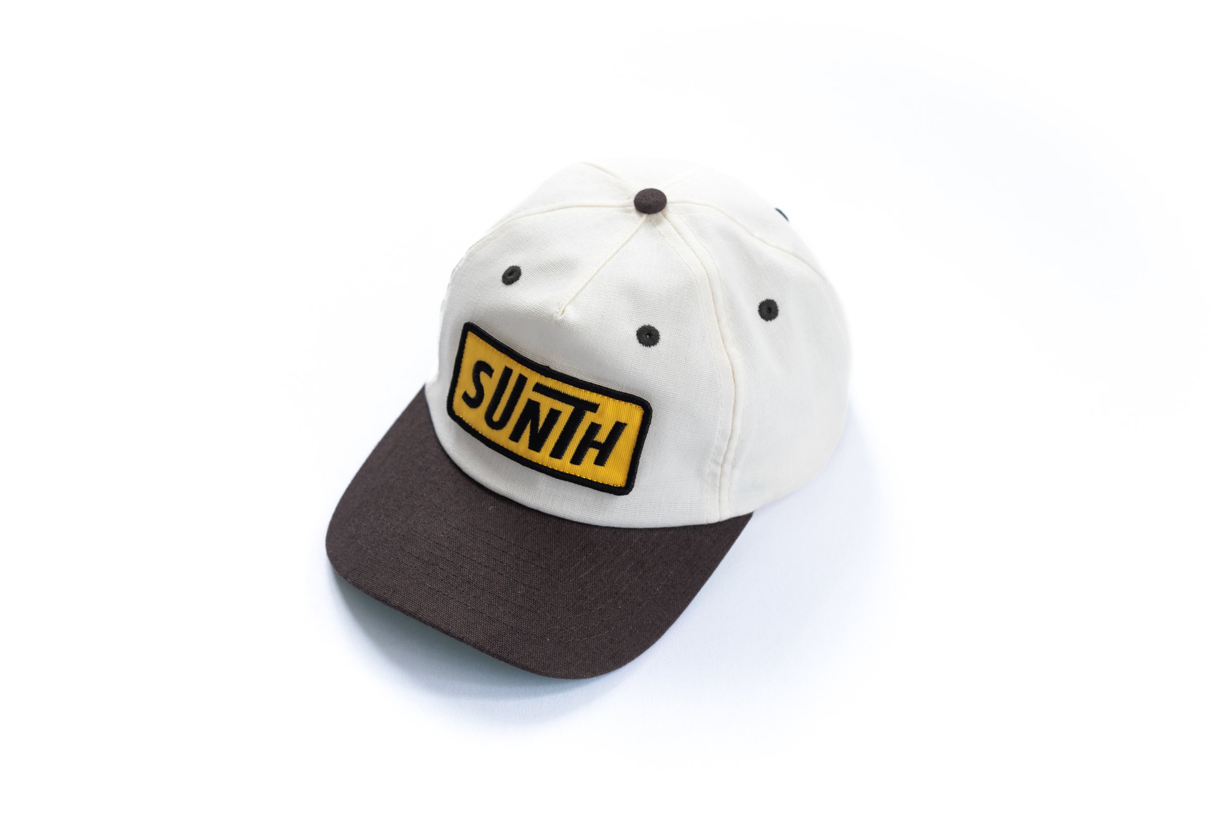 Badge_Cap.jpg