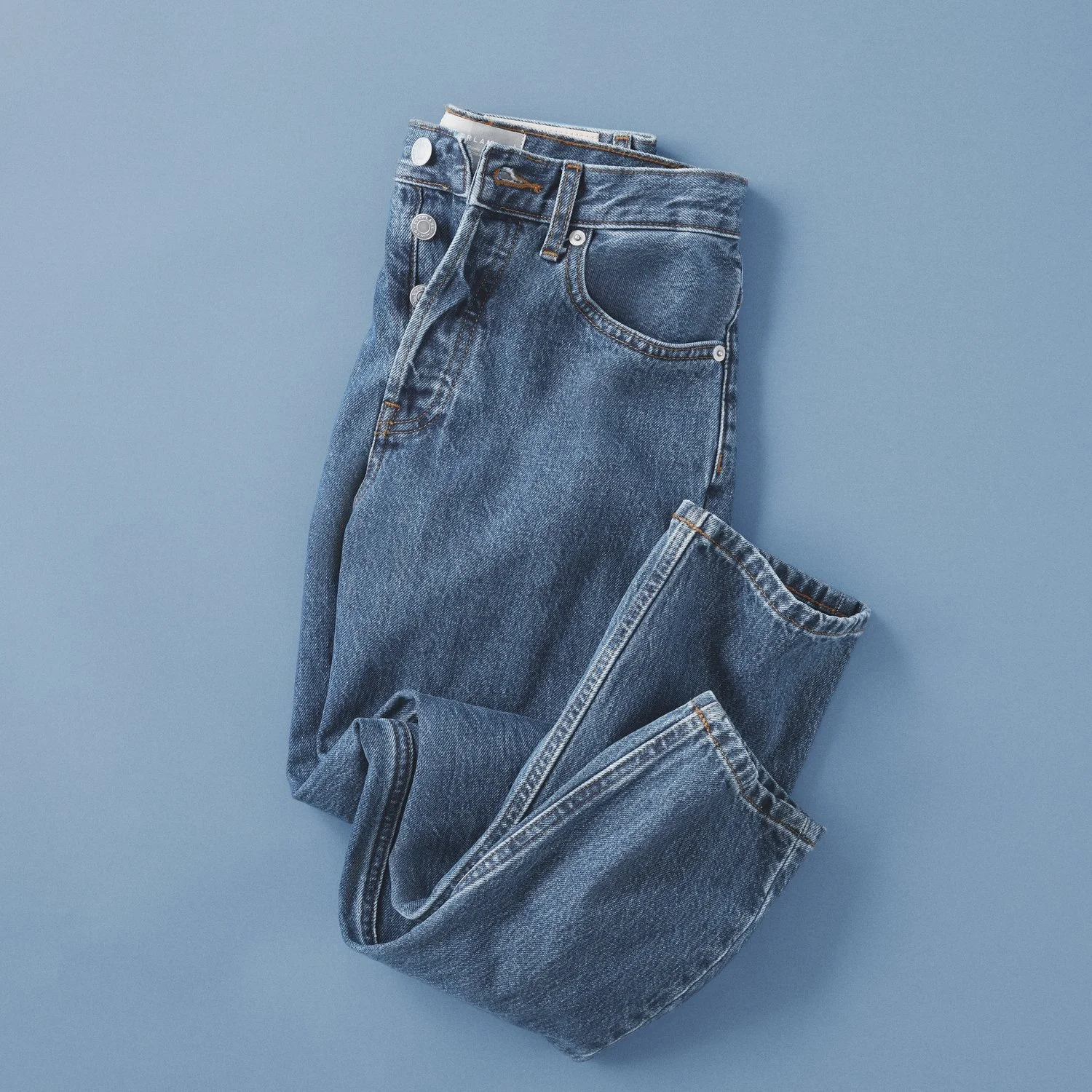 July21_W_Paid-Denim_Shot04_Denim-Flat-Lays_0374_cropped (1).jpg