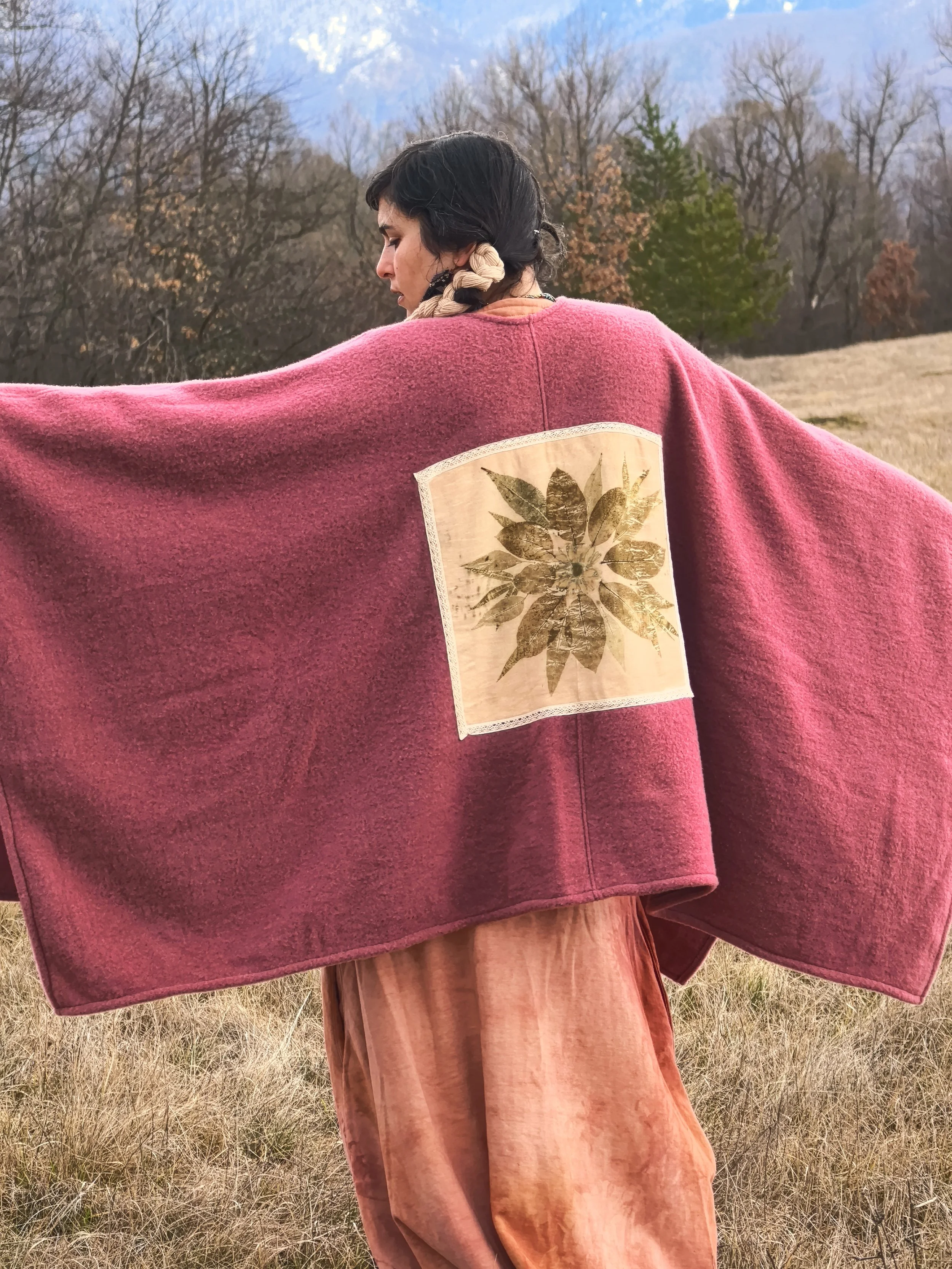 ZEMNA WOOL AND COTTON PONCHO/PINK WITH ECO PRINT ON THE BACK/ПОНЧО ВЪЛНА И ПАМУК В РОЗОВО С ЕСТЕСТВЕНО ОБАГРЕН ПРИНТ НА ГЪРБА/SOLD OUT/ ПРОДАДЕНО