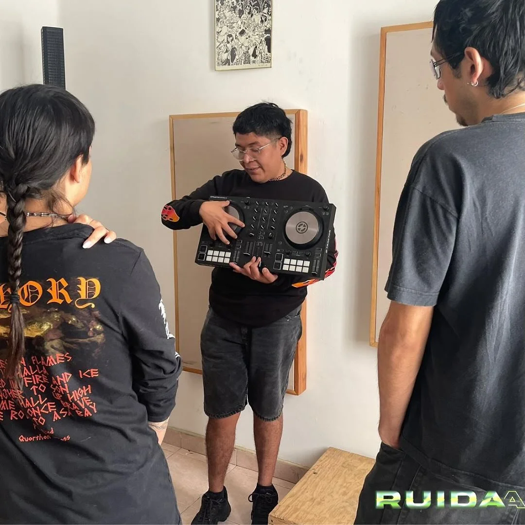 Taller de DJs Nivel Básico - Julio