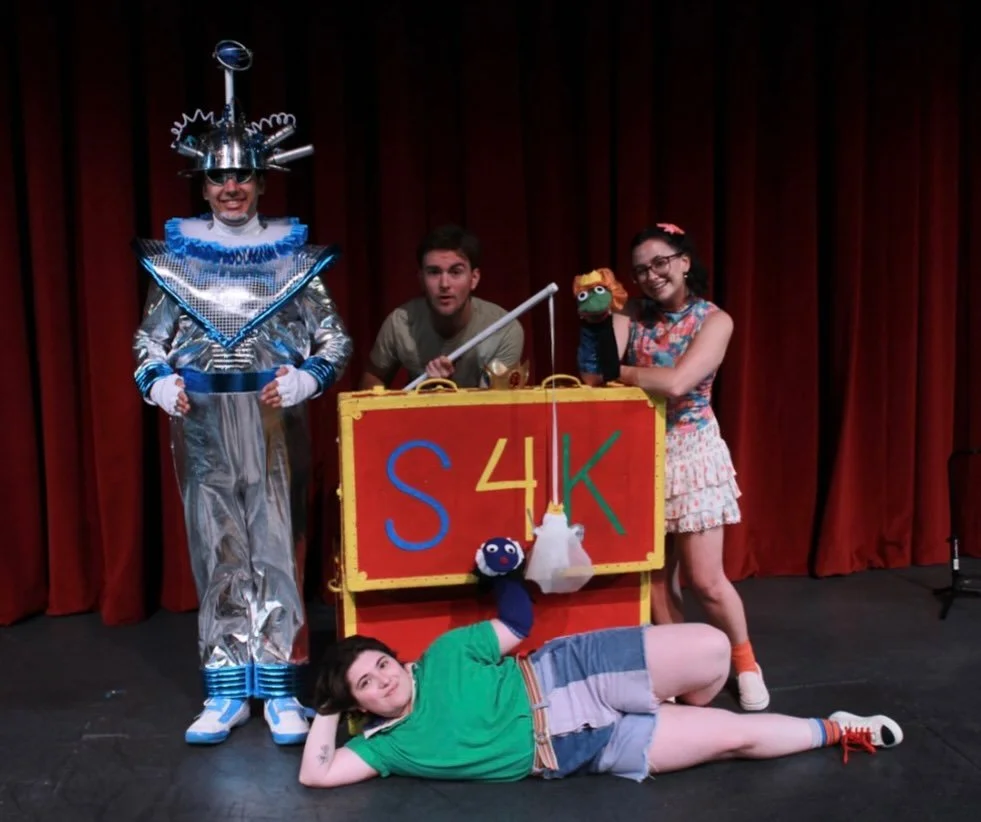 📚😝🎭🎨🤖

shakespeare 4 kids: hamlet at @pashakespeare 

literally the most fun part of my summer. these silly geese are the silliest! we toured, we laughed, we had little patience for each other (kidding, kidding). go team shakespeare! huzzah!!