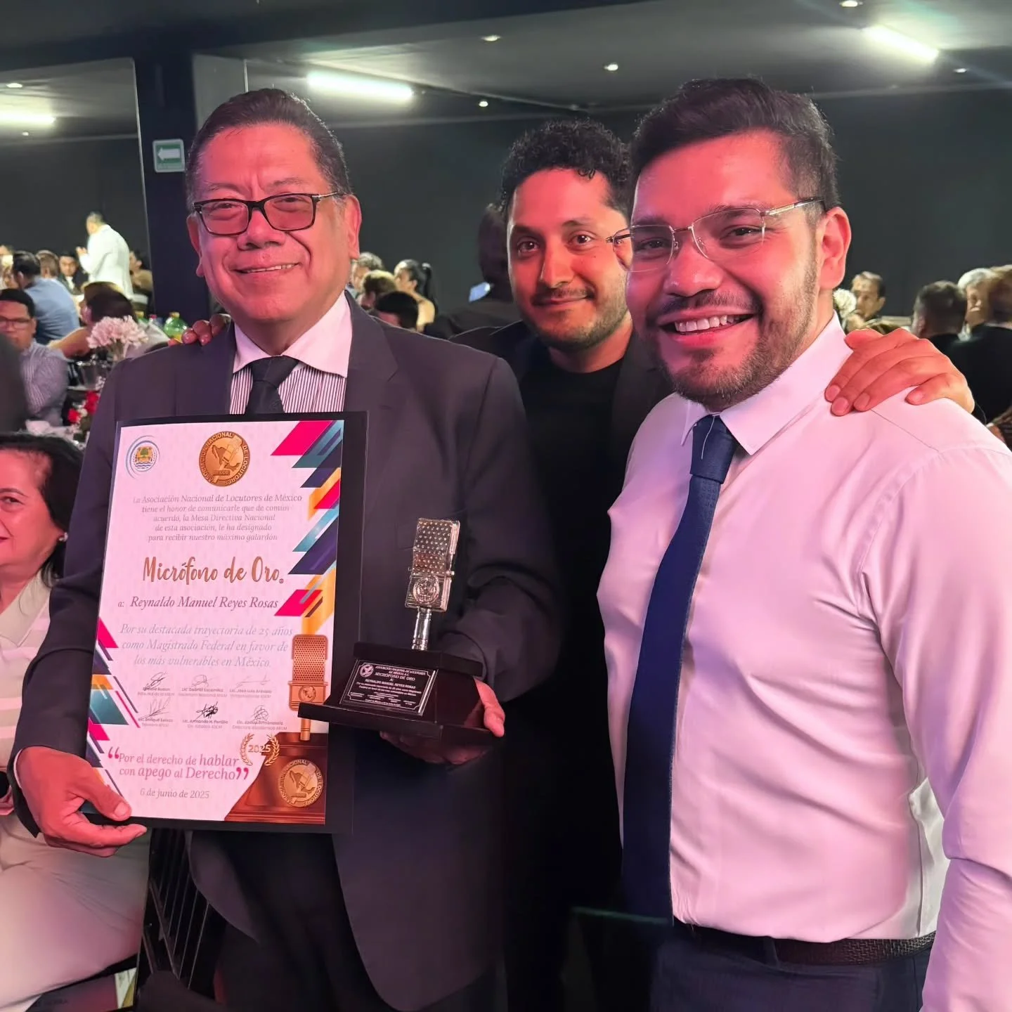 En @abogadosarco celebramos el reconocimiento otorgado en favor del Mtro. Reynaldo Reyes por su trayectoria de esfuerzo y dedicaci&oacute;n en favor de la justicia en M&eacute;xico.