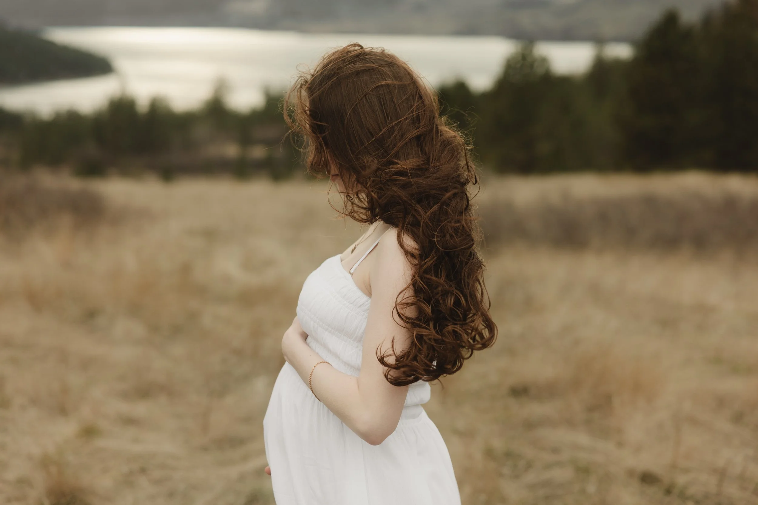Skylar&Braeden.Maternity-43.jpg