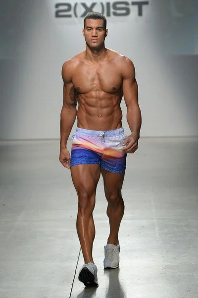 2xist-fashion-show-15.jpg