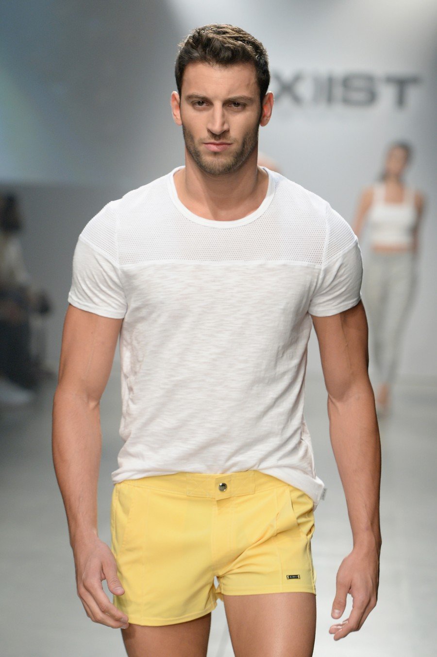 2XIST_SS16_Runway_Images-2XIST_SS16_Runway_Images-2XIST_SS16_Runway_Images-2XIST_SS16_Runway_Images-2XIST_SS16_Runway_Images-Look_40_closeup-900x1352.jpg