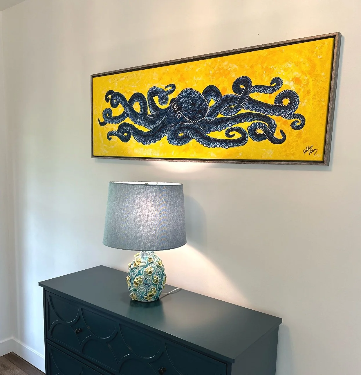 Porcelain Table lamp and Aboriginal Pointillism Painting "Blue Octopus"
