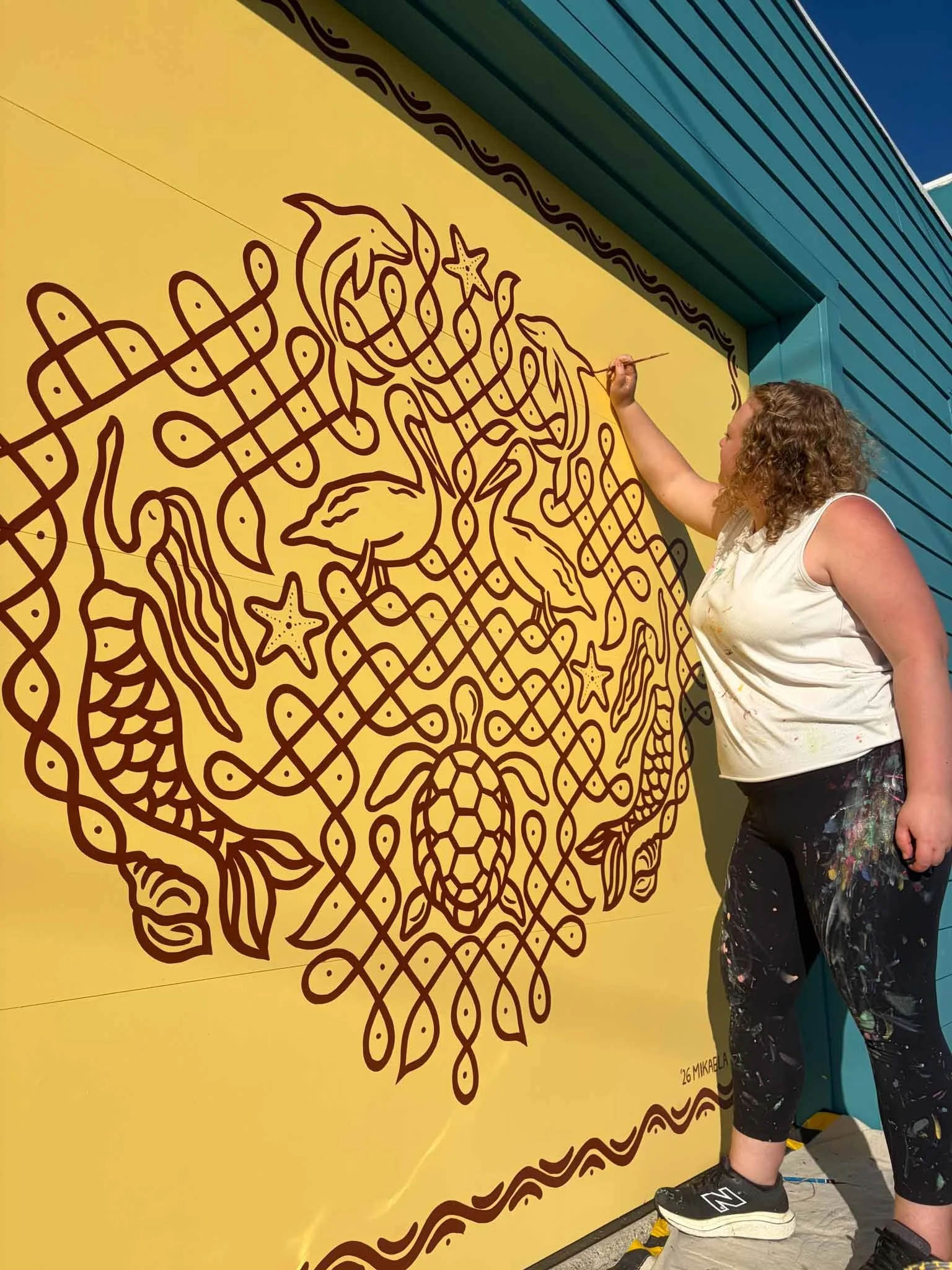 san francisco sunset district beach themed kolam mural artist_mikaela karthik design.jpg