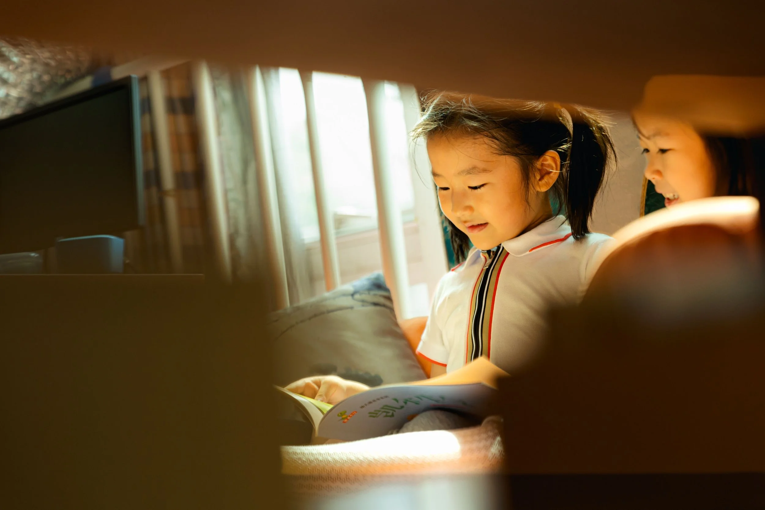 Children Reading (1).jpg
