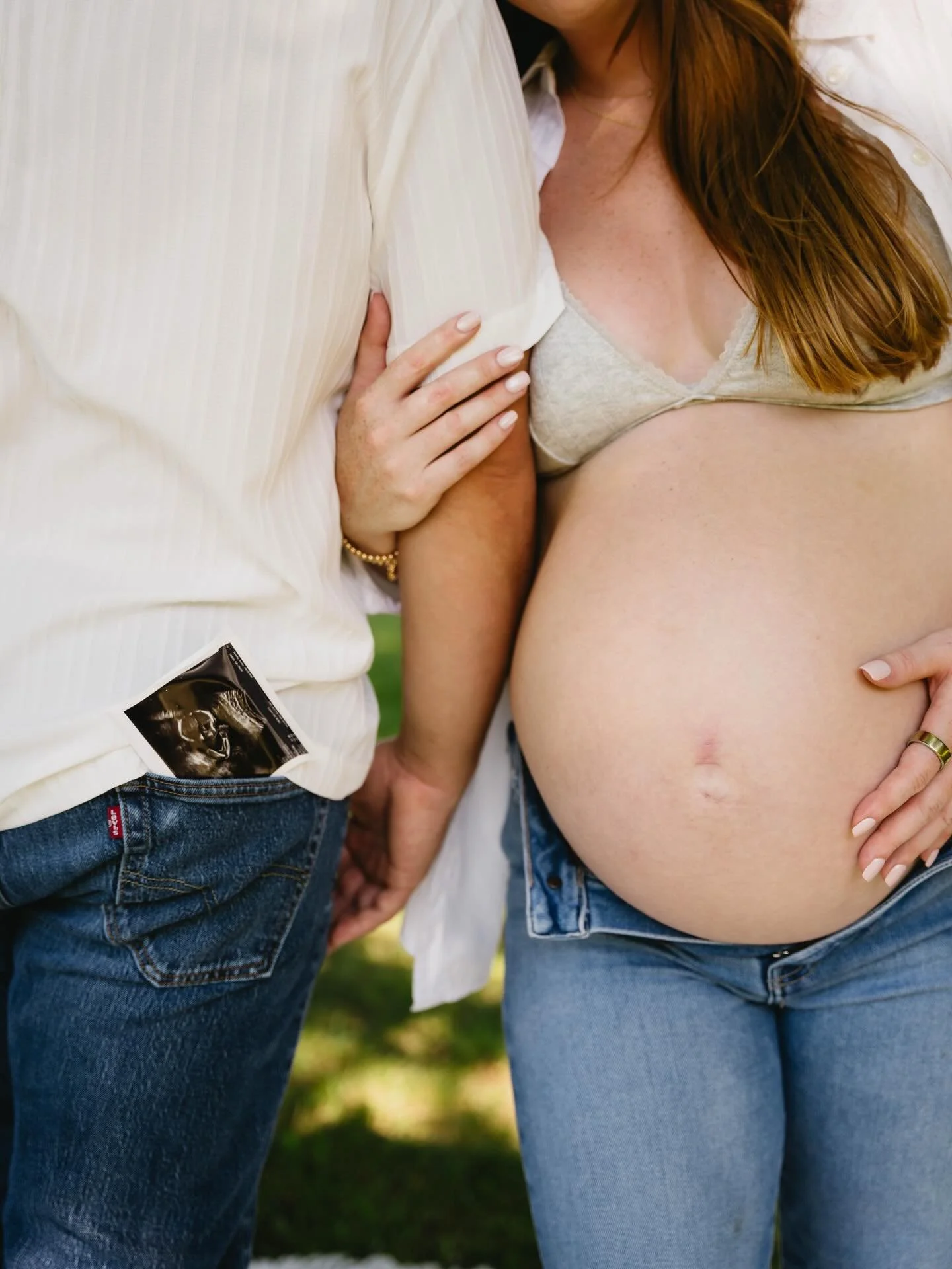 Nothing overly styled, nothing forced, just them in this season of becoming parents.
-
-
#destinationphotographer #arizona#weddingphotographer #weddings #michigan
