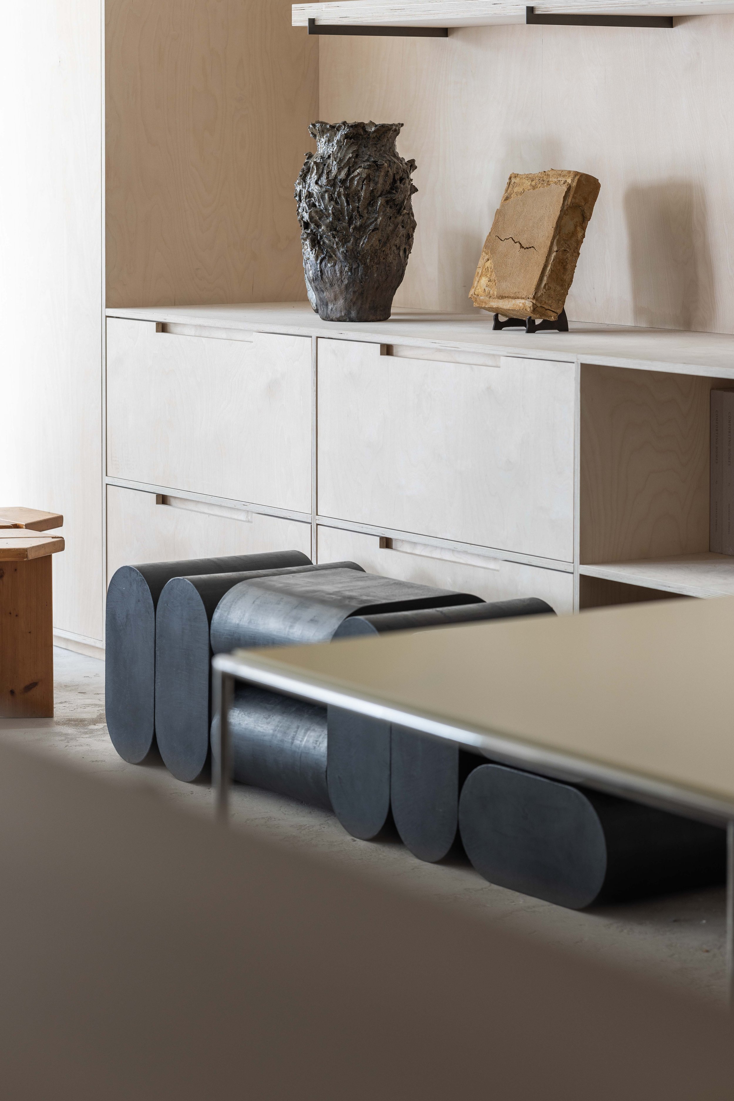 Calimero bench 2_image Thijs Vervecken.jpg