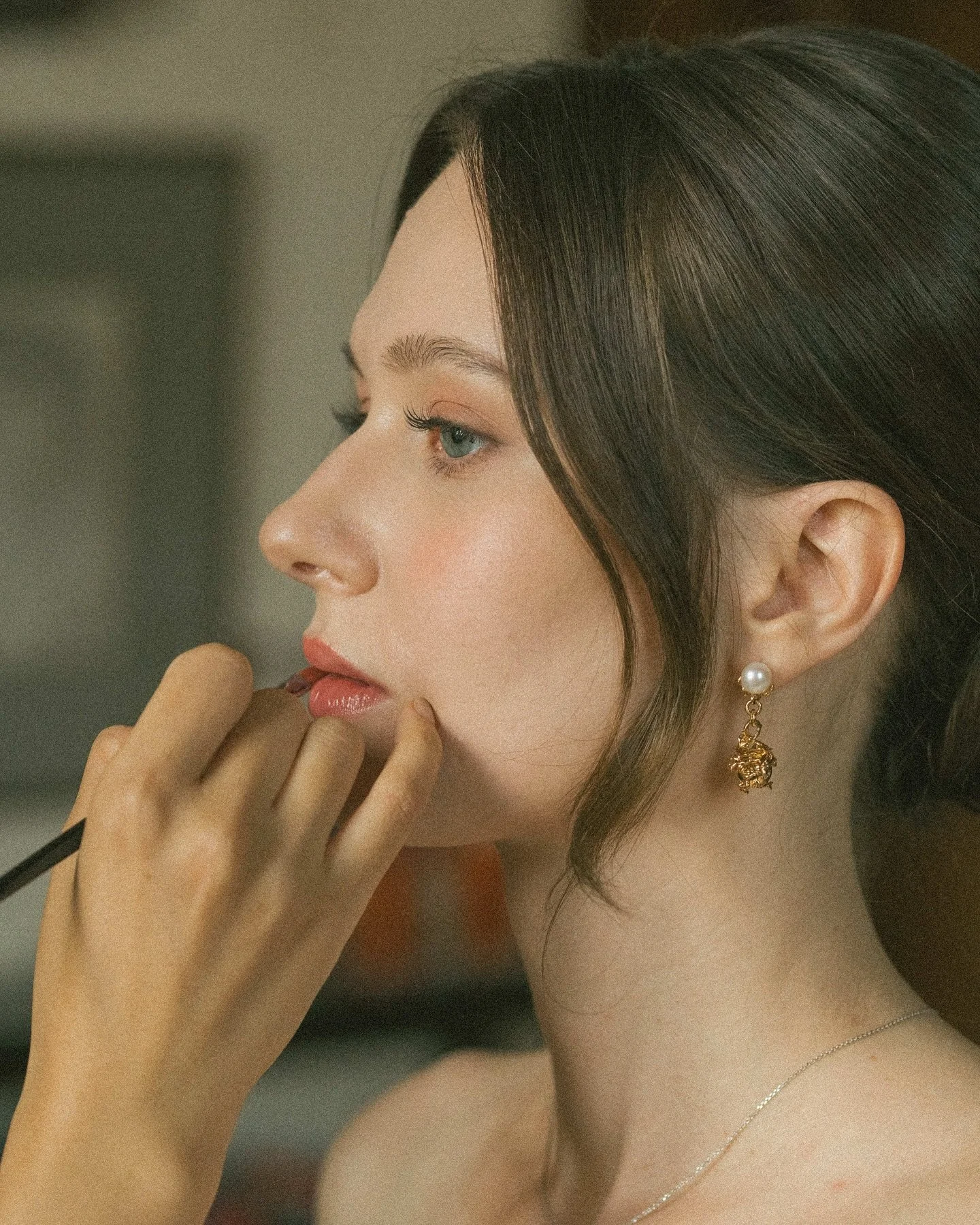 Angelic Bride, Victoria 💛

Wedding Planner @saramazzeievents @infinityweddingsitaly 
Photographer @ladichosa 
Videographer @lesvaques 
Dress @moniquelhuillierbride 
Venue @cetinale 

#parismakeup #parisweddingmakeup  #parisbridalmakeup #parismakeupa