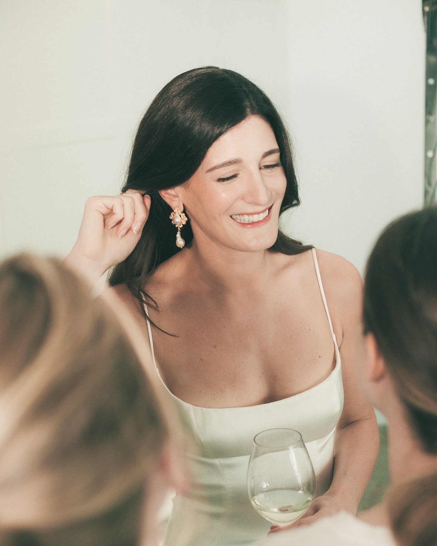 Modern and chic bride Gina, and her stylish lake como wedding moments 

Wedding planner @joinusweddingplanner 
Photography @ramone_wedd @latxina 
Hair and Makeup by Me 
Venue @villalario