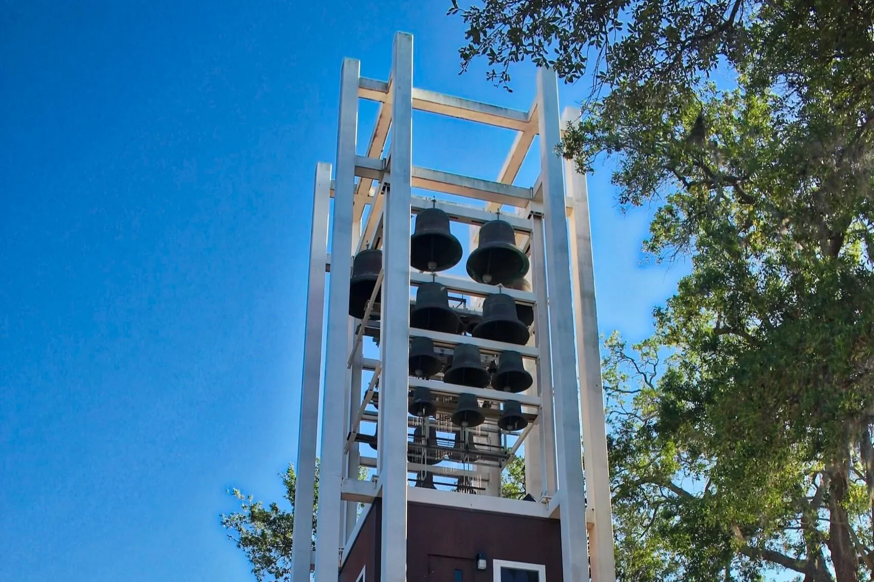 Caroling with the Carillon