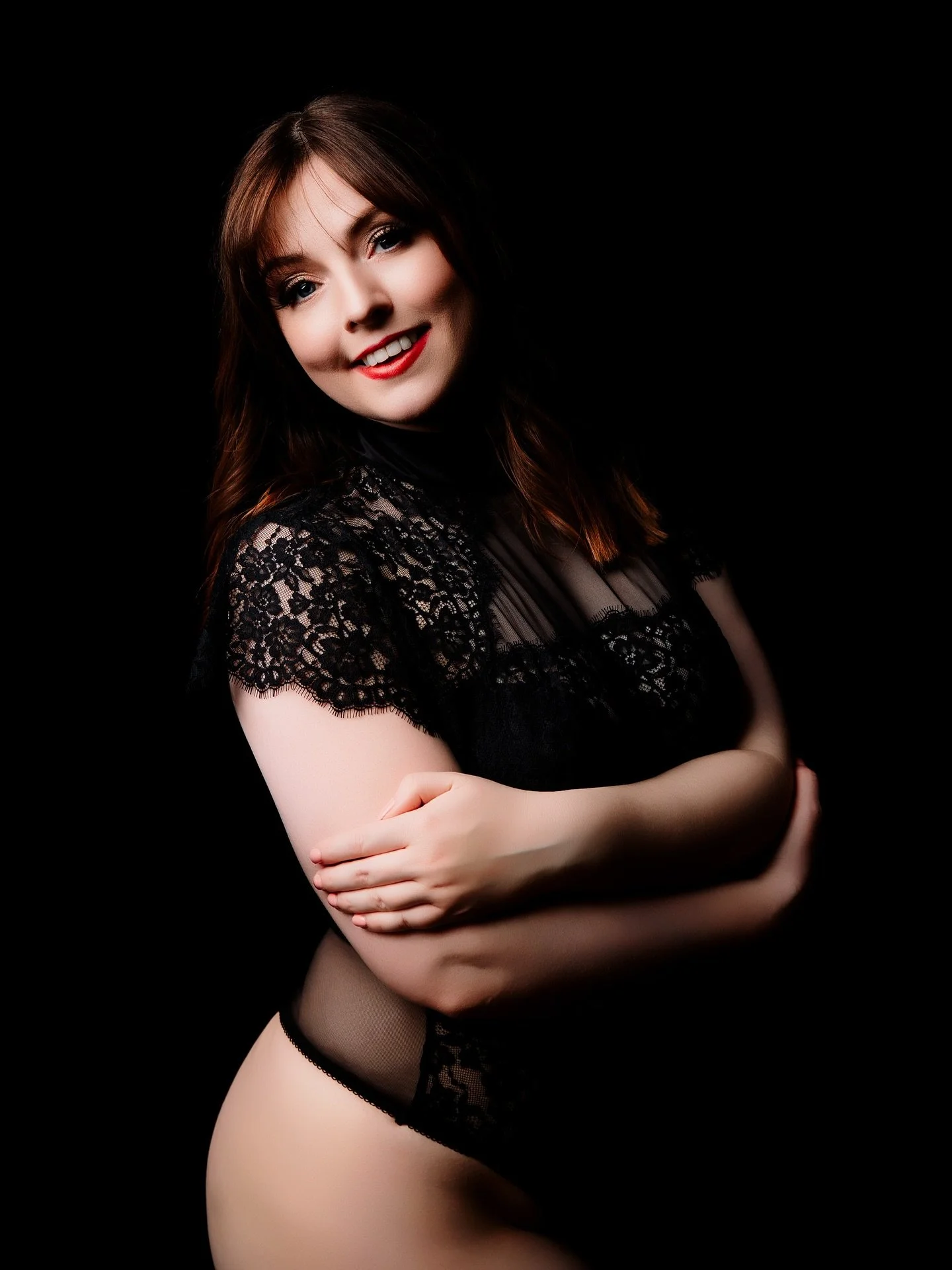 It’s been awhile hasn’t it? 🥰 
And of course it had to be an image from my own Boudie shoot courtesy of one of my best gals and amazing mentor @leedsboudoir 
Incase you’re new here, I’m Lacey! The face behind Authentically