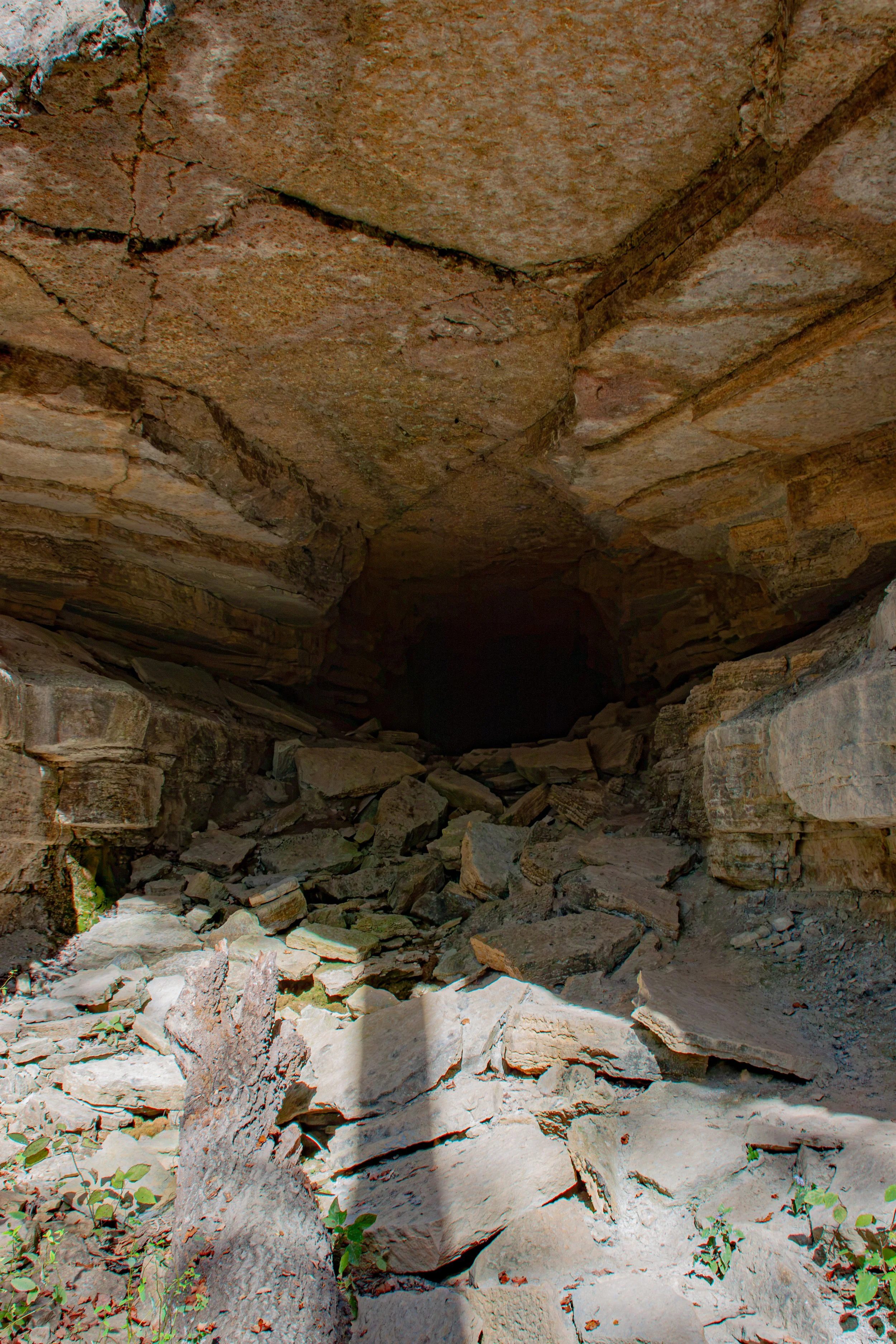 CliftyFalls_Tunnel_05.jpg