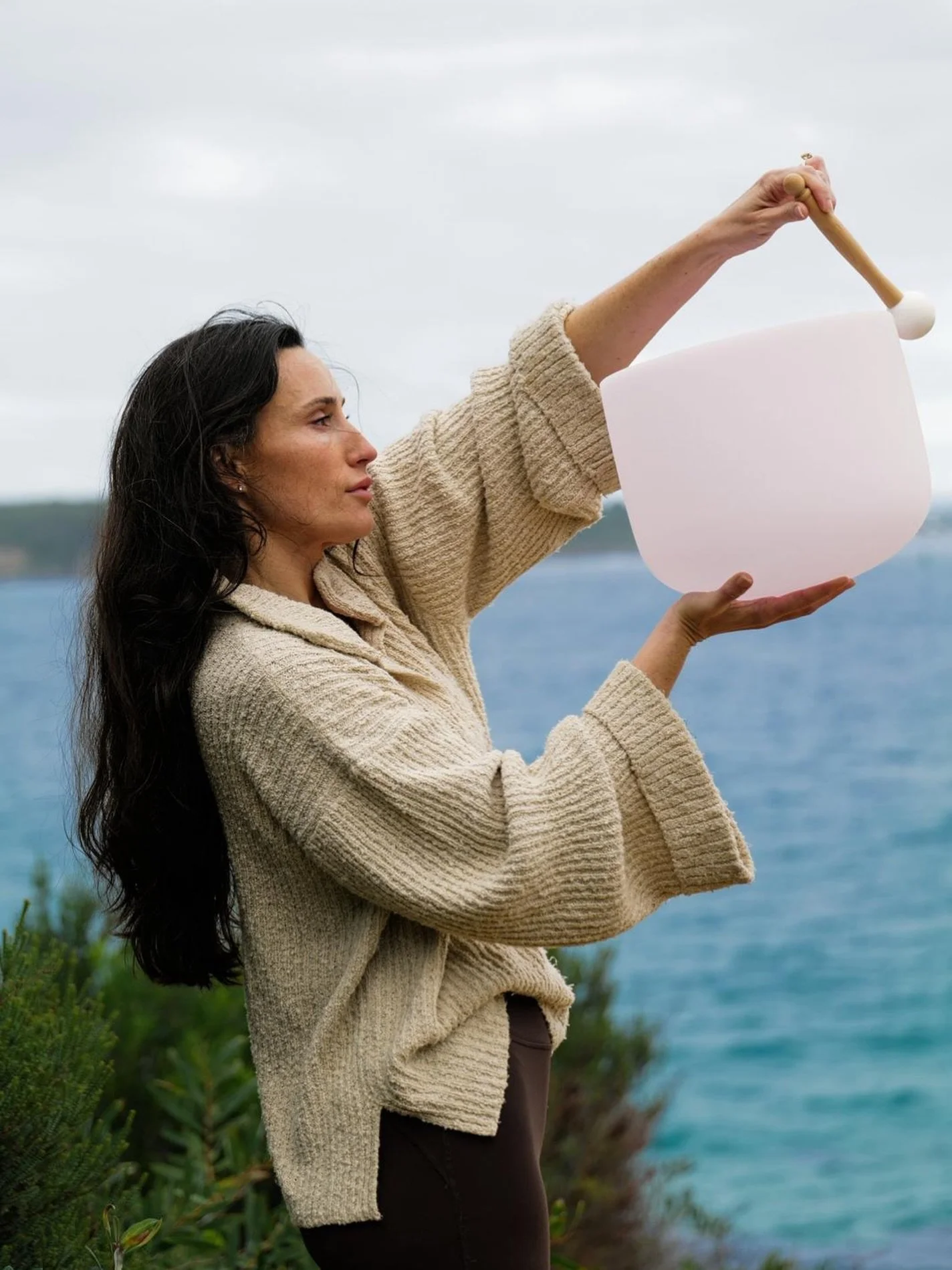 Songs that feel like memories from another life and these beautiful morganite bowls from @singingbowls_aus 

Beautiful photography as always by @intheaggregate