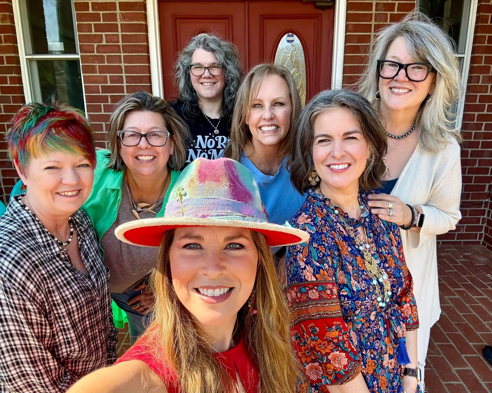 Gathering        With Creative Women