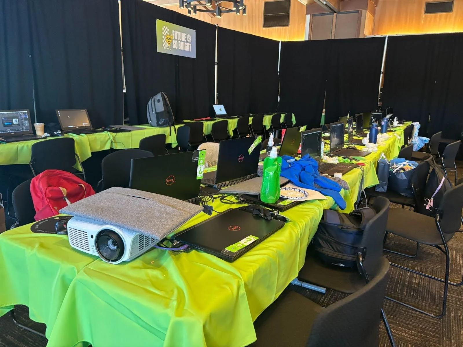 iDTech_classrooms_05.jpg