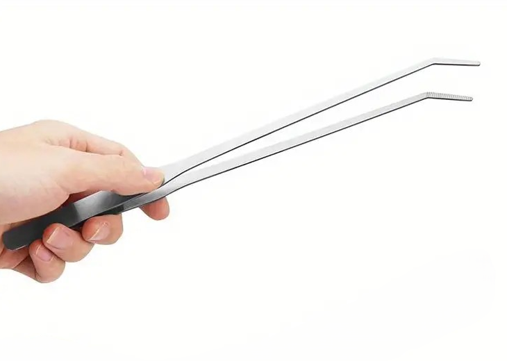 Feeding Tong (Curved) - Silver