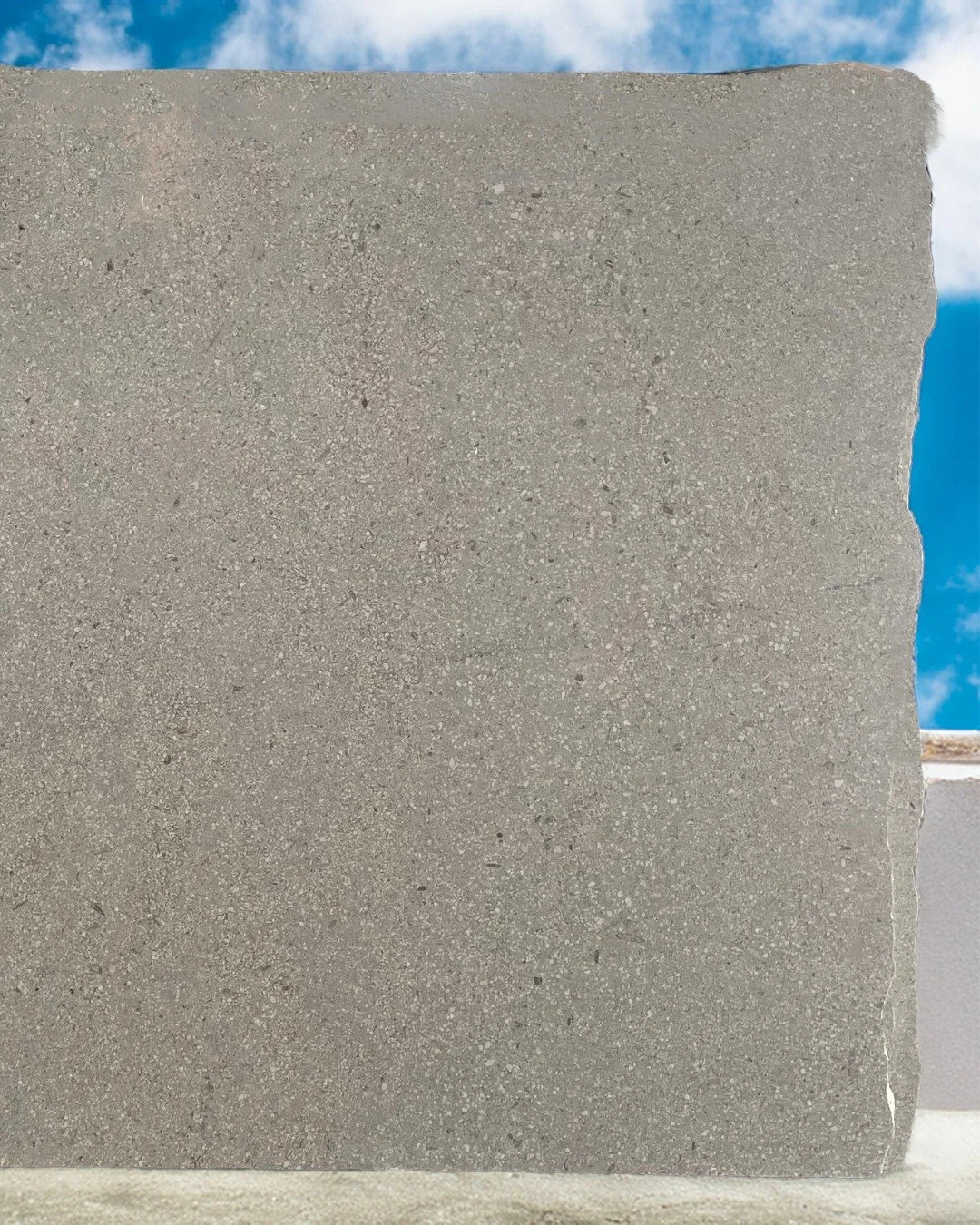 Brand new Stone Tile incoming: welcome Santa Fe limestone!

With a consistent taupe-grey background, light fossils and soft brown spots, Santa Fe is an aesthetically versatile material - perfect for making a subtle statement. 

Elegant in appearance 