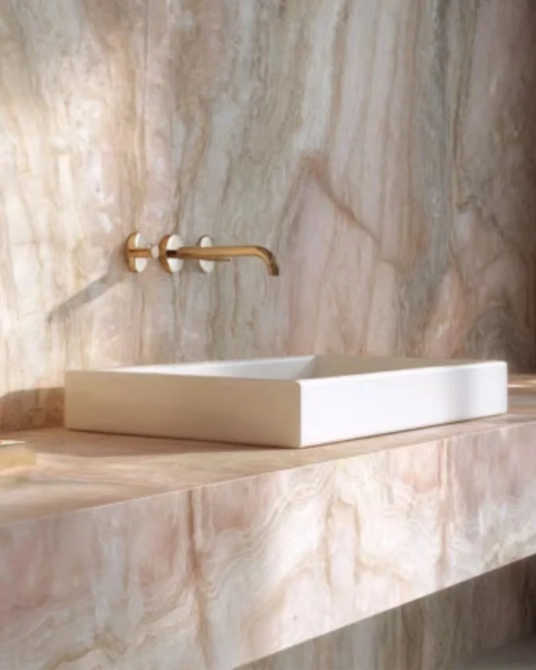 Does your scheme need a touch of elegance or a shot of energy? Think pink!

From soft blush tones to vibrant magentas, pink has the power to relax or energise, to bring charm or offer up attitude. It is a beautifully multifaceted colour that can be d