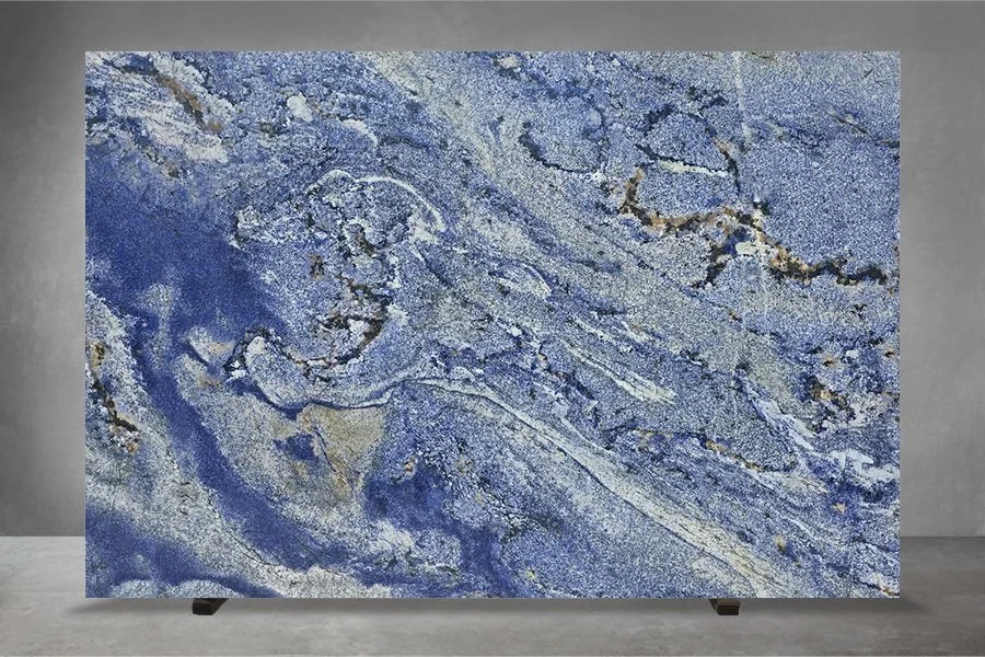 August is the time to slow down and take a moment to relax. So for this month's Natural Stone Bulletin we've selected five freshly available stones which bring a calm and peaceful energy.

From the lazy swirls of our Verde Elle to the meditative stri
