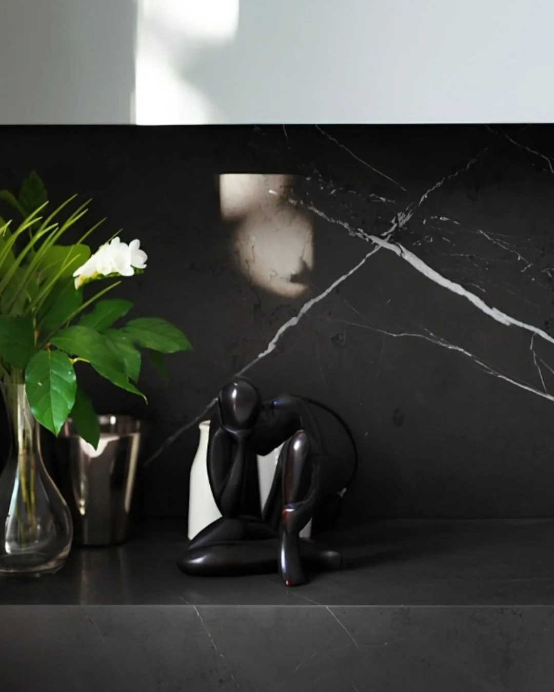 For this duplex flat renovation in London, designed by @charlesbarclayarchitects, a clean, modern and architectural feel was desired. Natural stone and white-washed oak flooring were specified to achieve this.

Our scope of work included:
▪️ White-wa