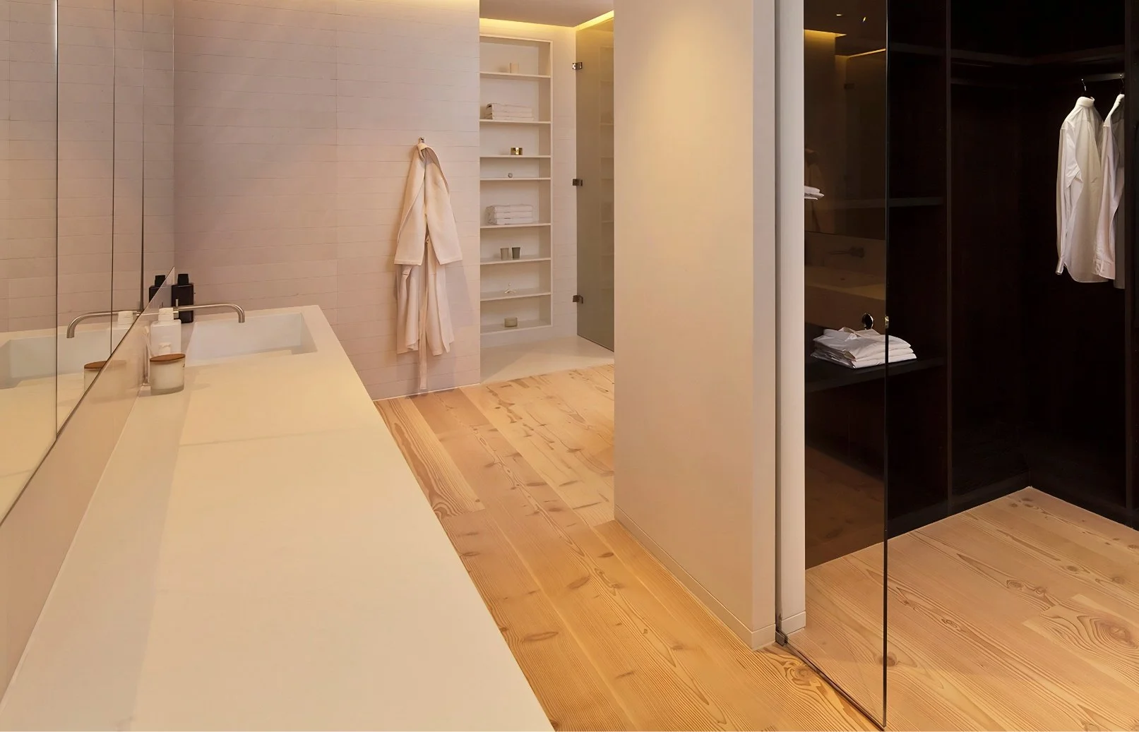 St Martins Loft 1 (2).jpg