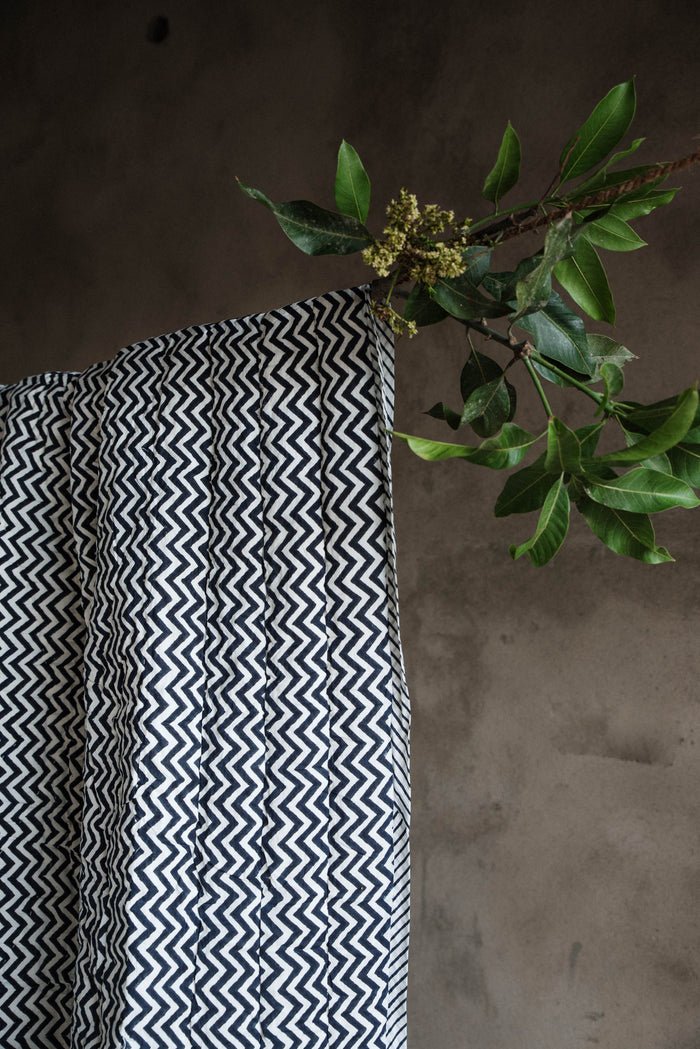 Raamae_HandBlockPrinted_BoutiQuilt_03.jpg