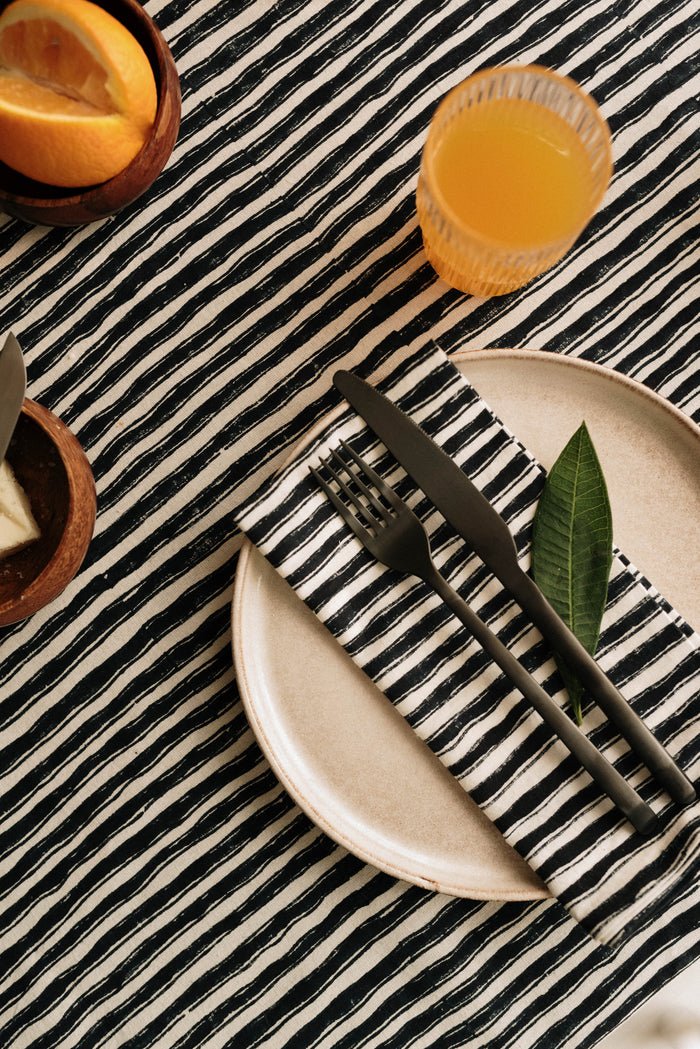 Raamae_Blockprinted_Solae_Tablecloth_03.jpg