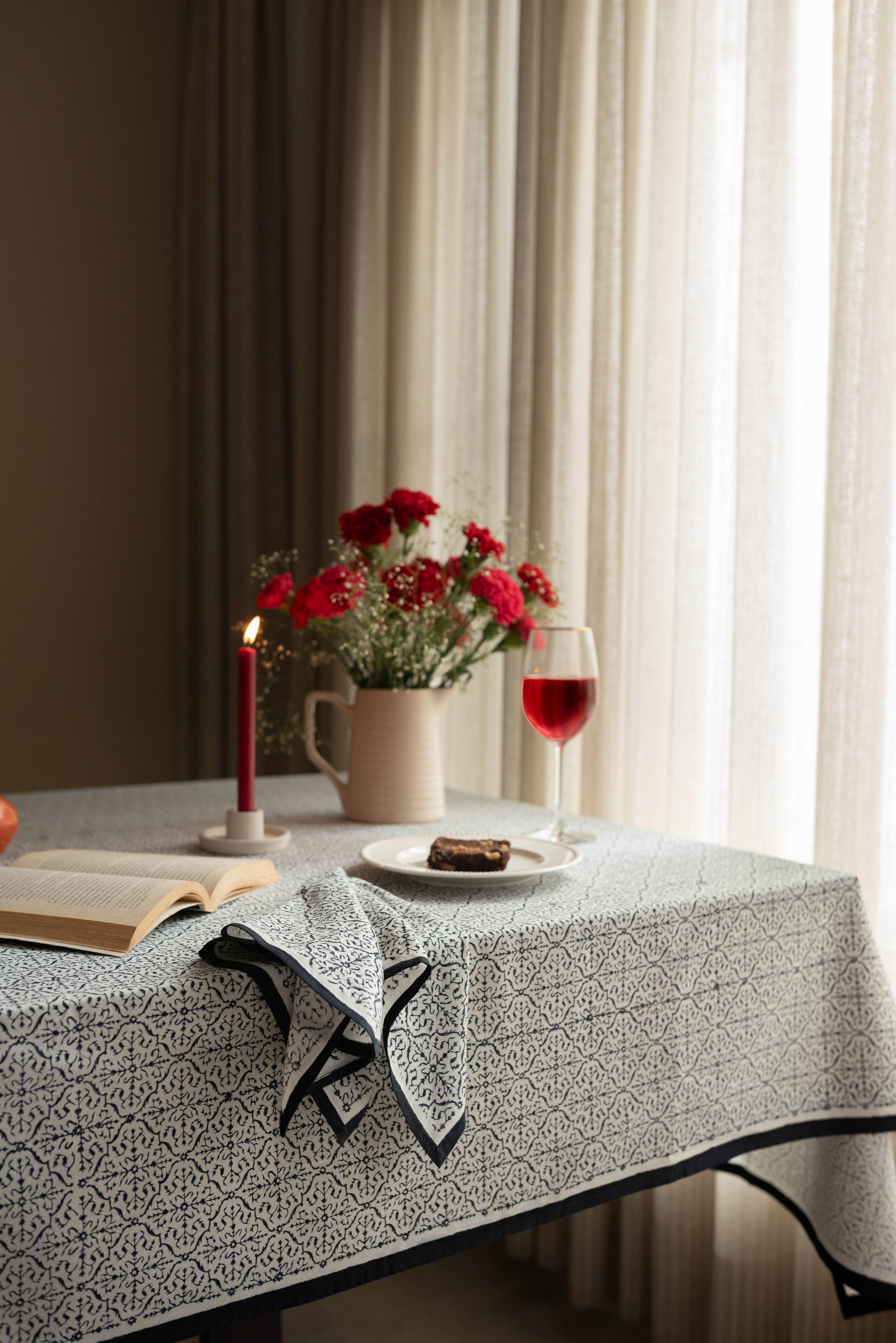 Raamae_Blockprinted_Mehrab_Tablecloth_02.jpeg